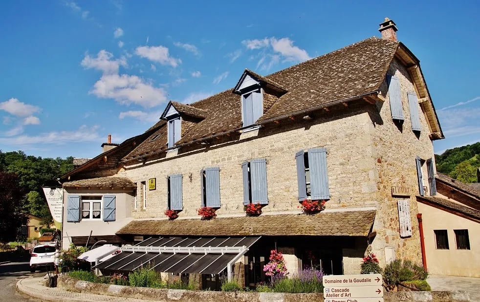 L'AUBERGE DU CHÂTEAU