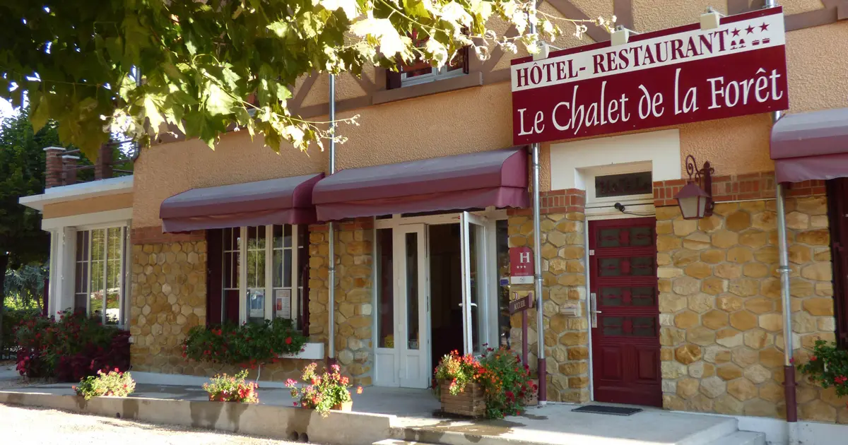 LE CHALET DE LA FORÊT