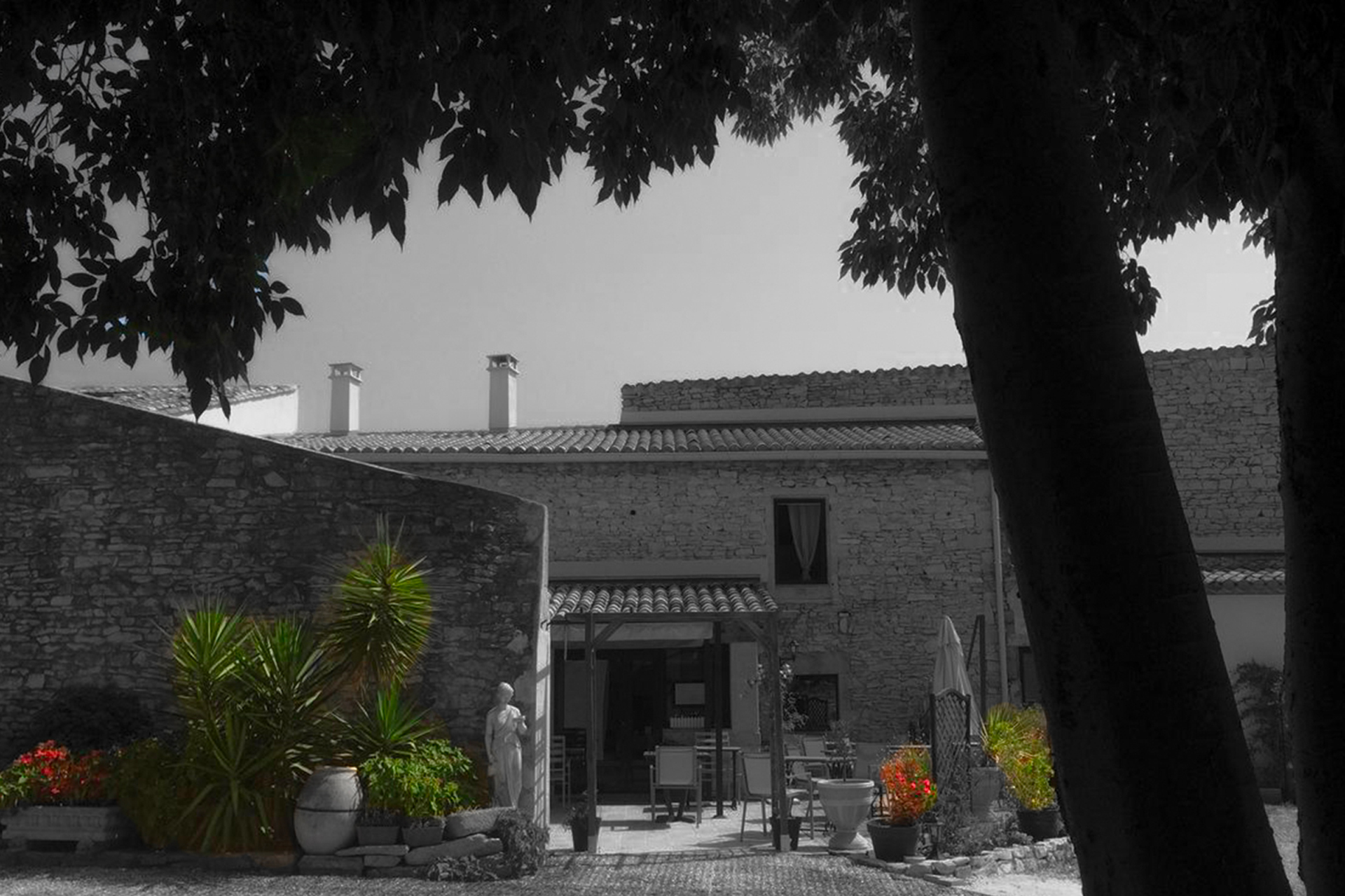 HÔTEL LE CLOS DES CAPITELLES