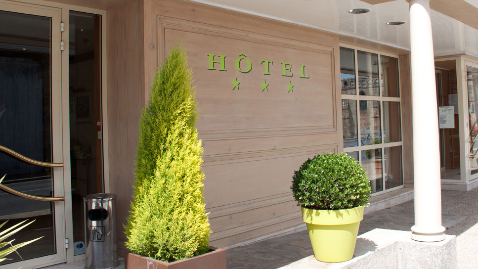 HÔTEL LE GUÉ DU HOLME