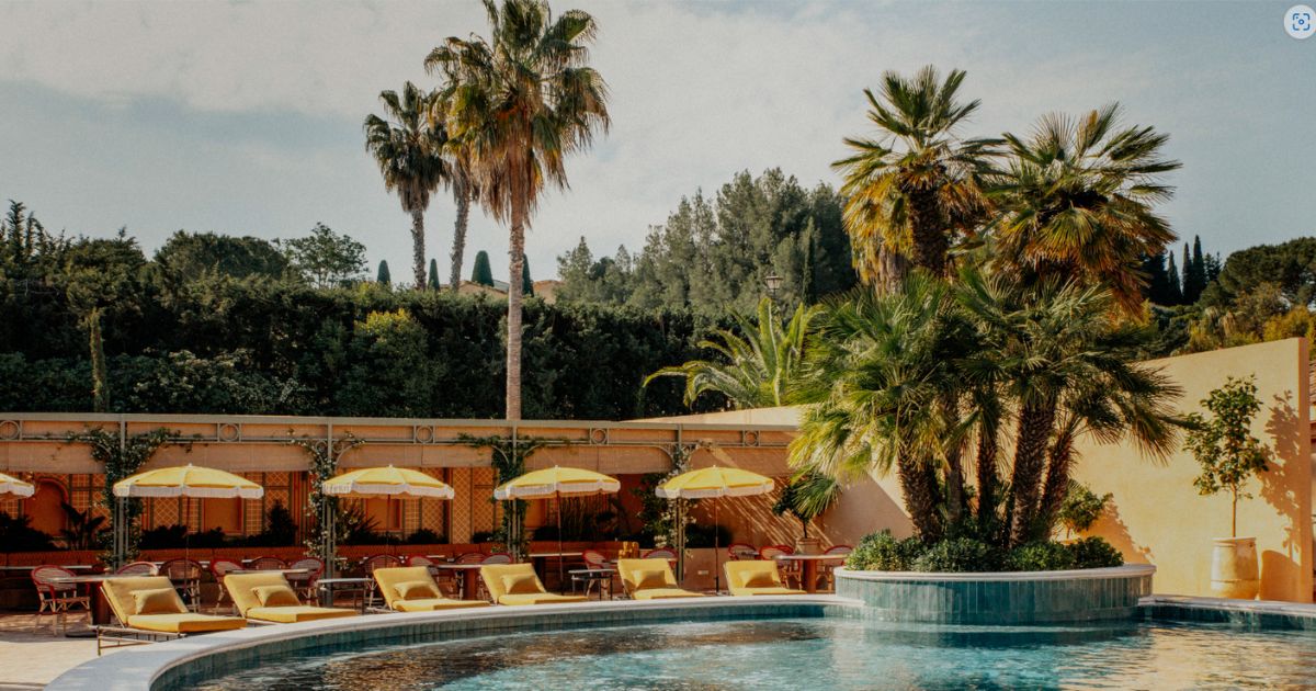 HÔTEL LE MAS CANDILLE