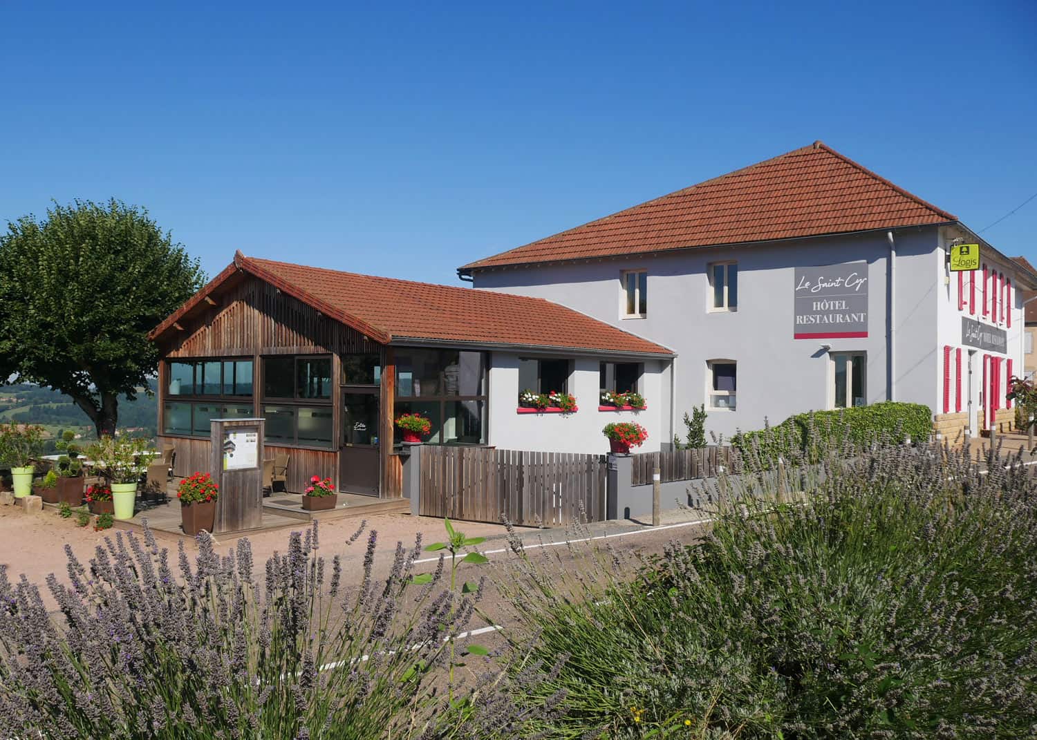 ALLIANCE HOTEL