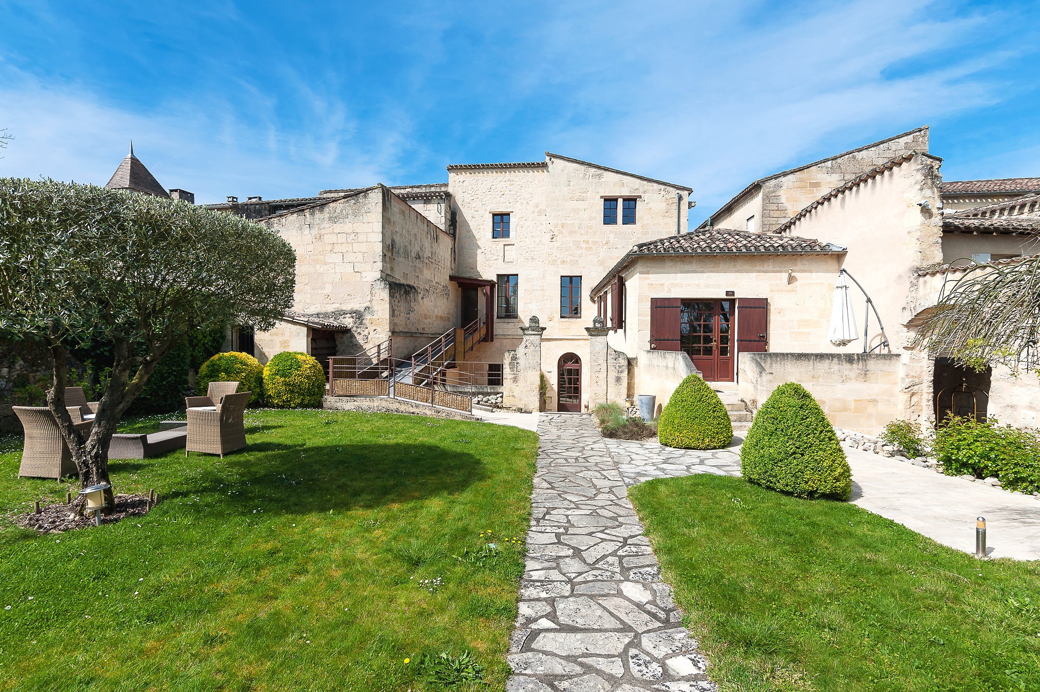 HÔTEL AU LOGIS DES REMPARTS