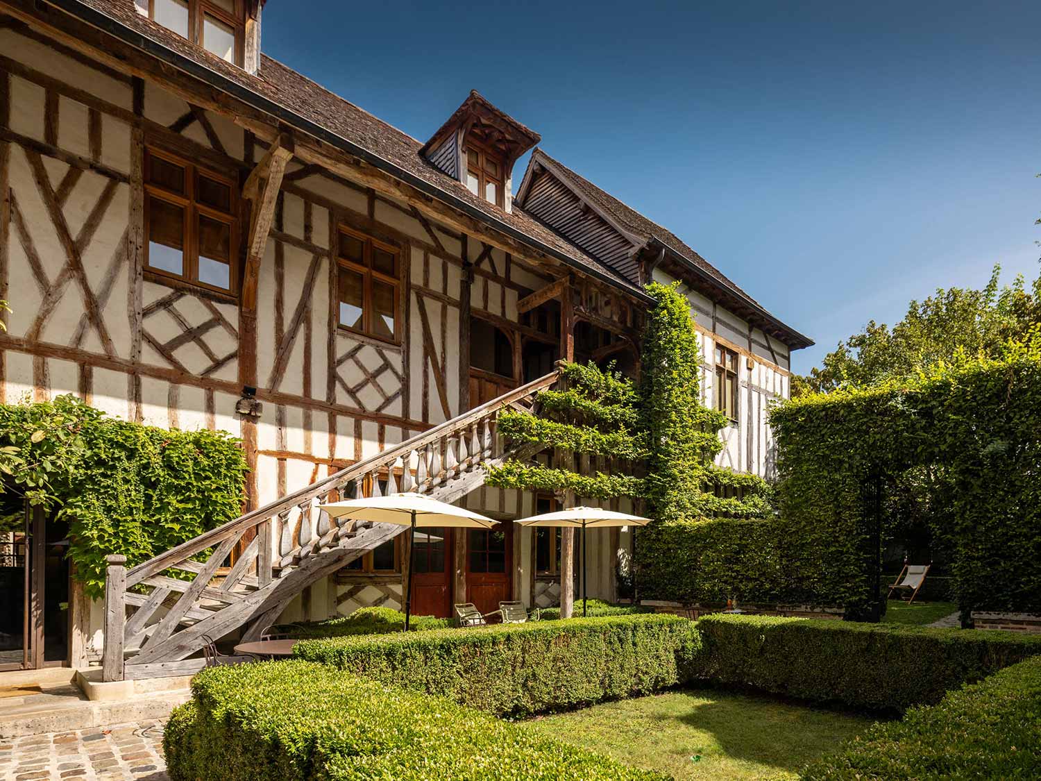 LA MAISON DE RHODES