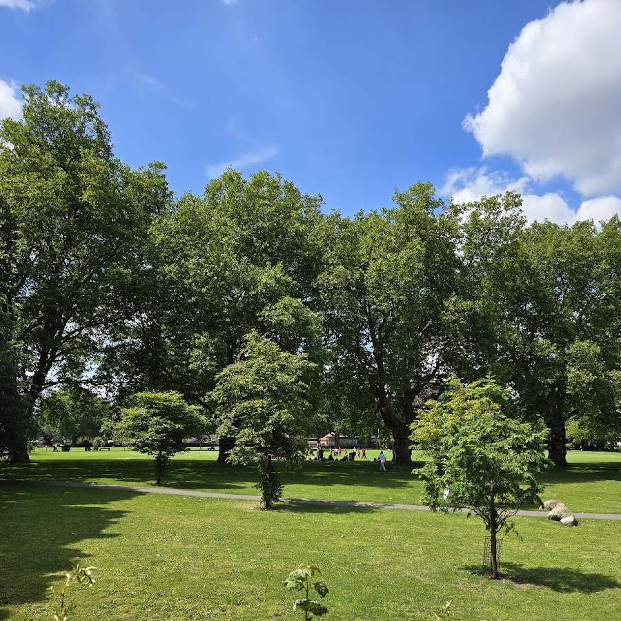 London Fields Park