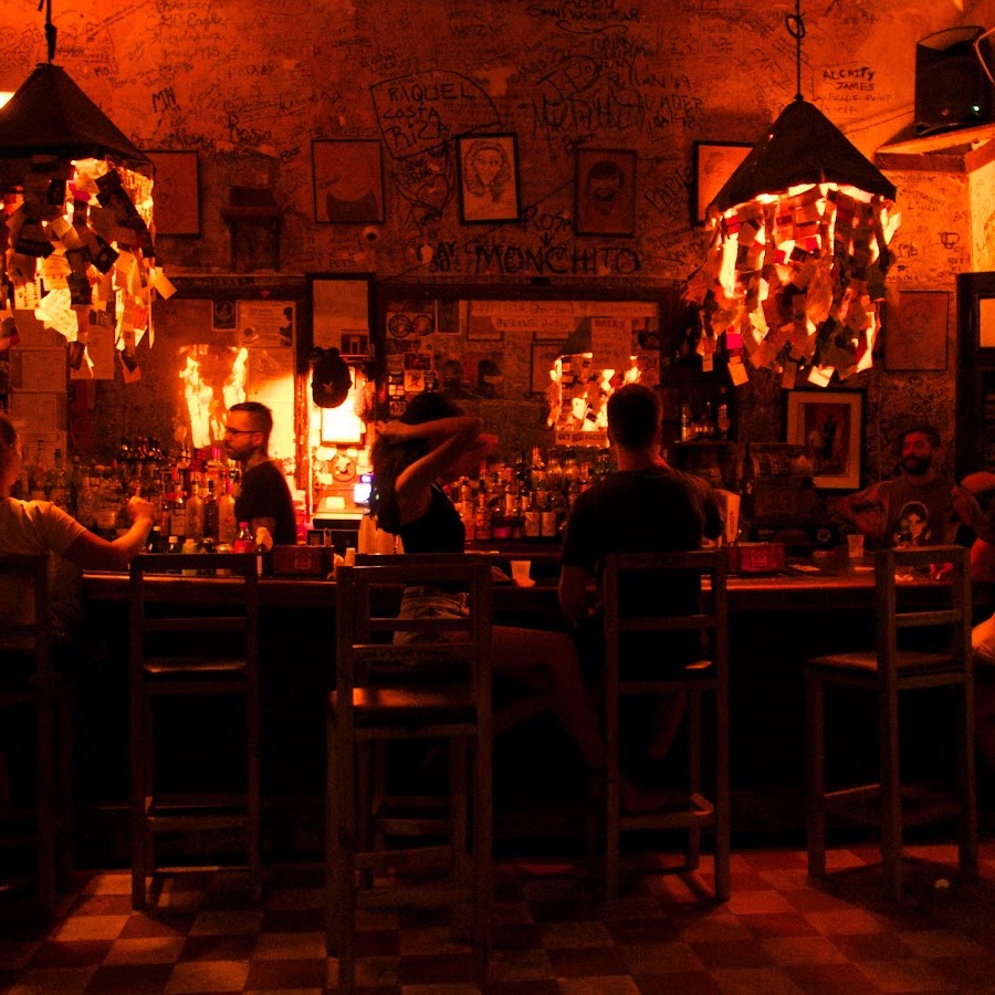 El Batey Bar