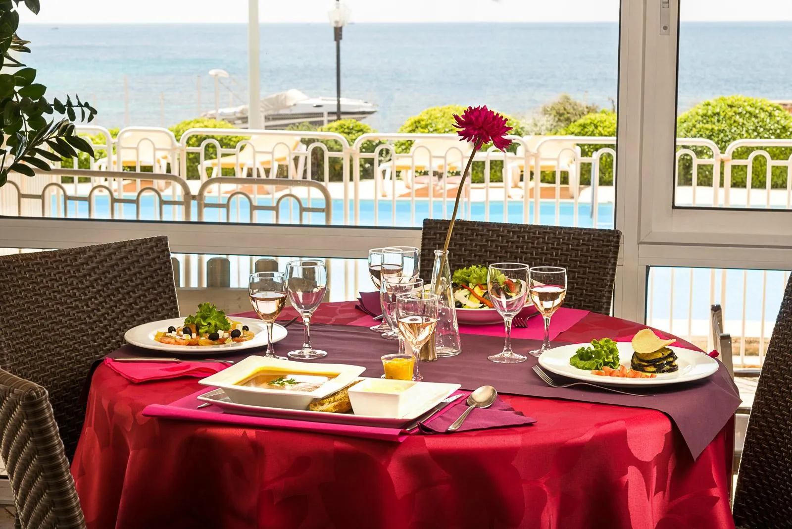 HÔTEL BEST WESTERN PARADOU MÉDITERRANÉE