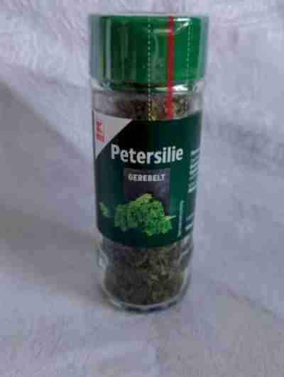 Petersilie Gerebelt