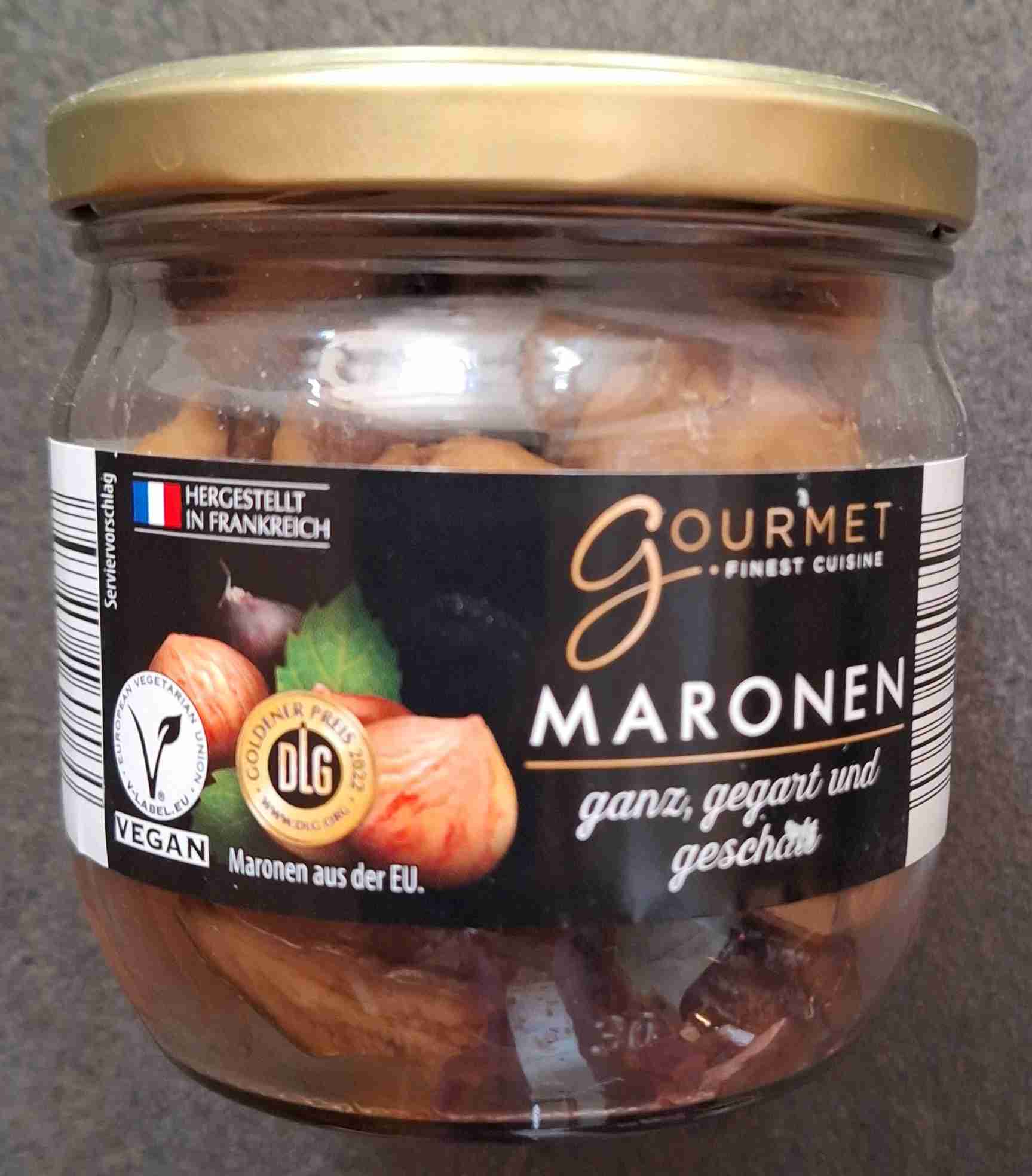 Maronen ganz, gegart und geschält
