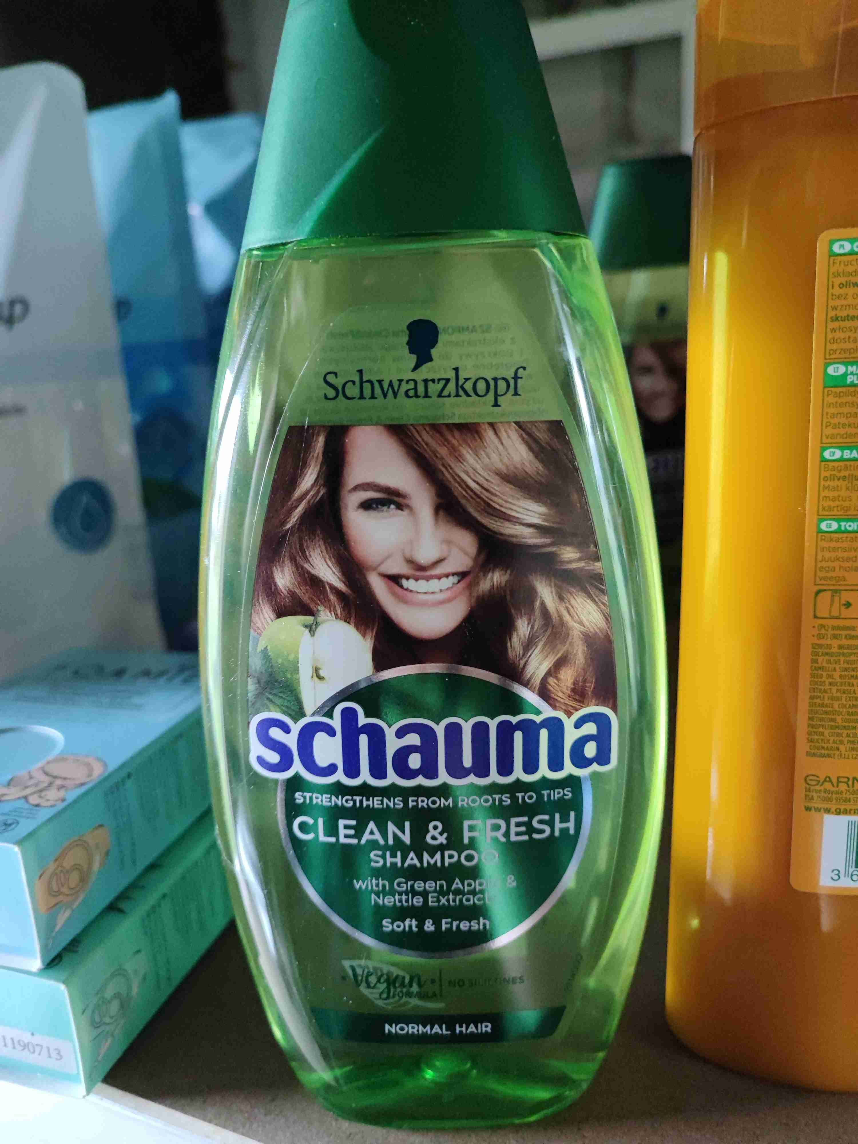 Shampoo fresh and clean