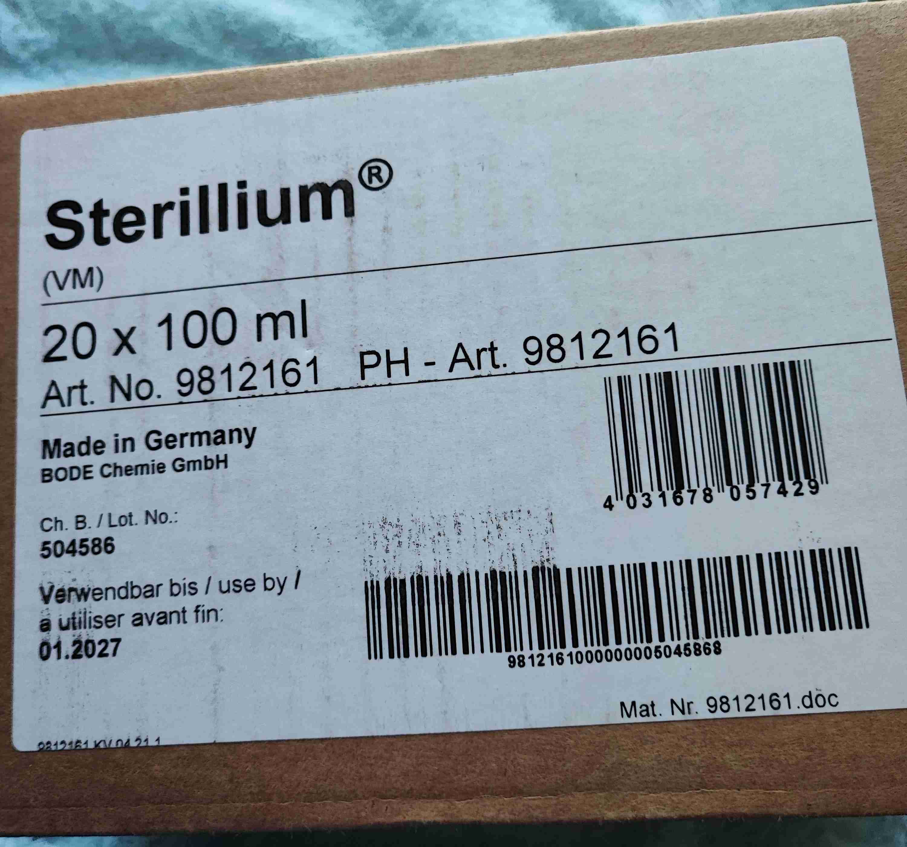 Sterilium desinfiziert 