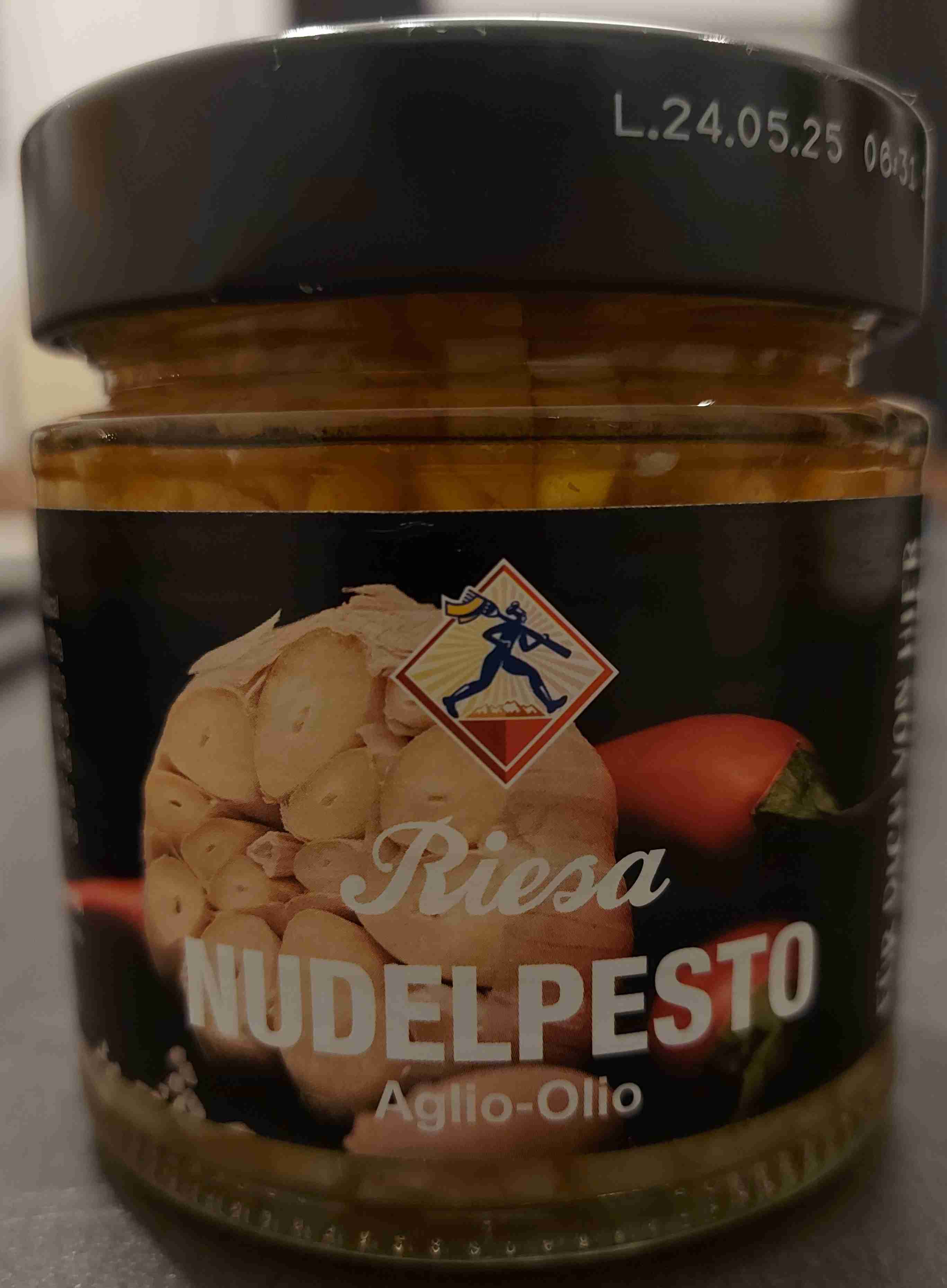 Nudelpesto Aglio-Olio