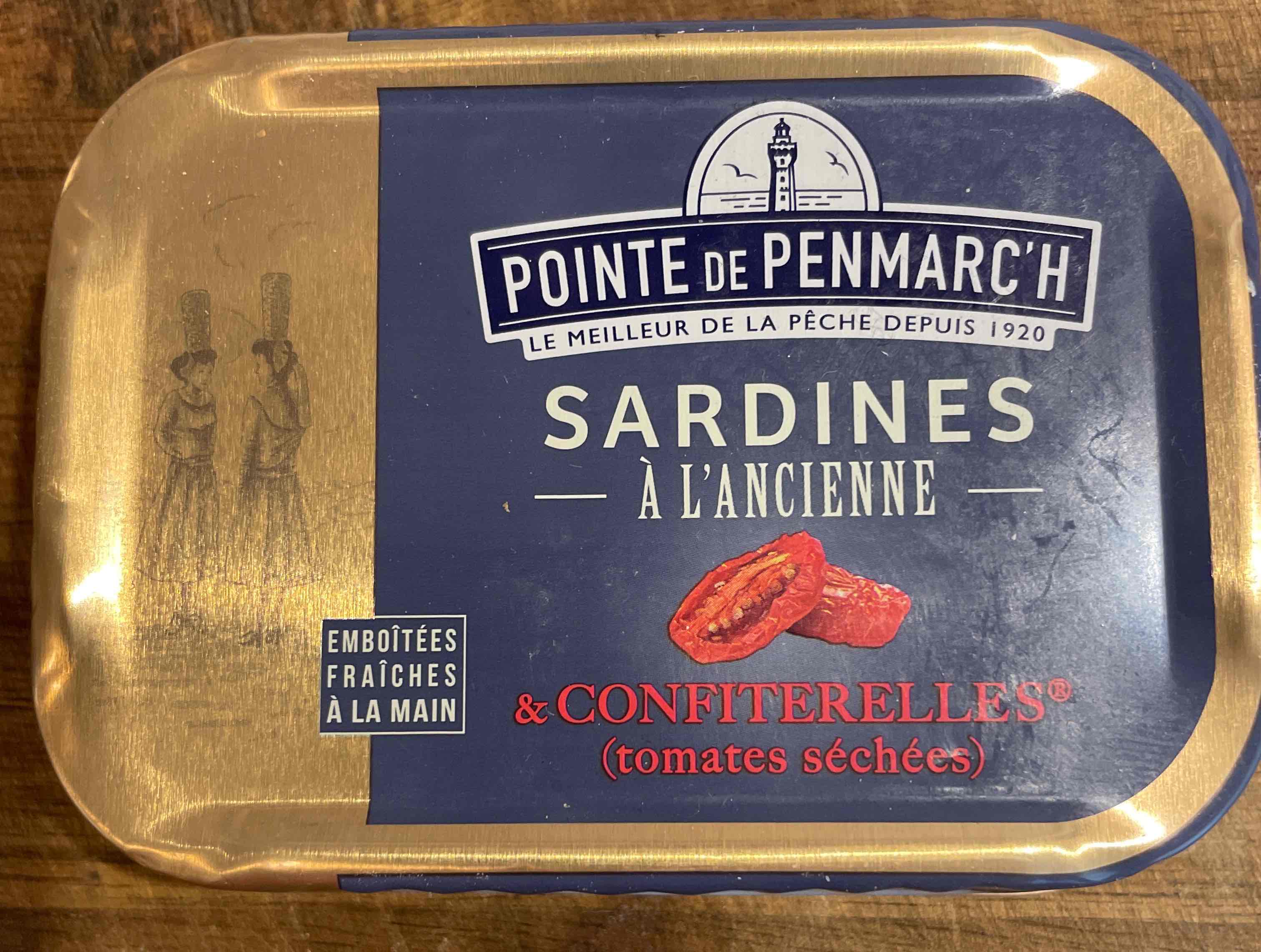 Sardinen mit Tomate