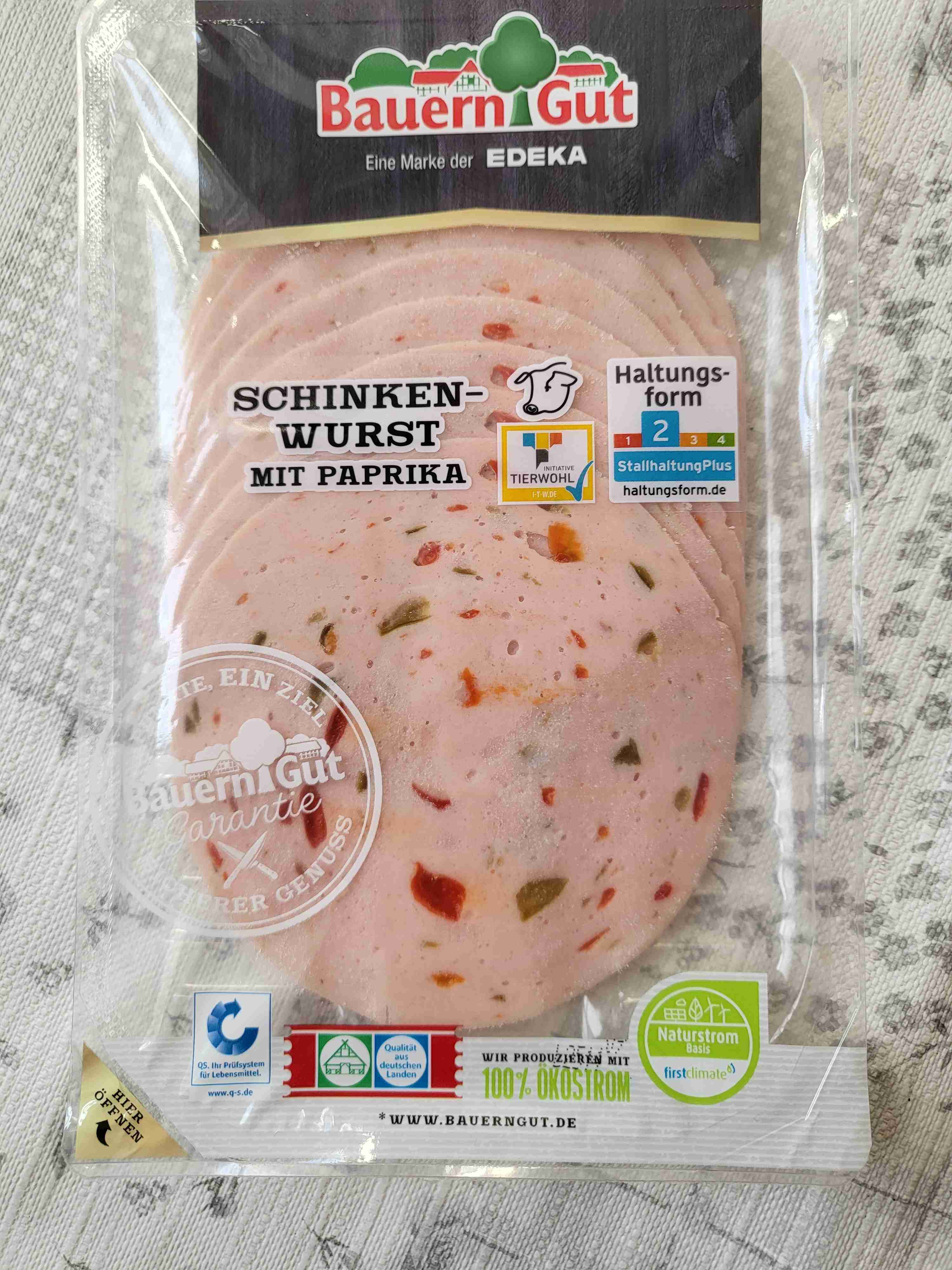 Schinkenwurst mit Paprika