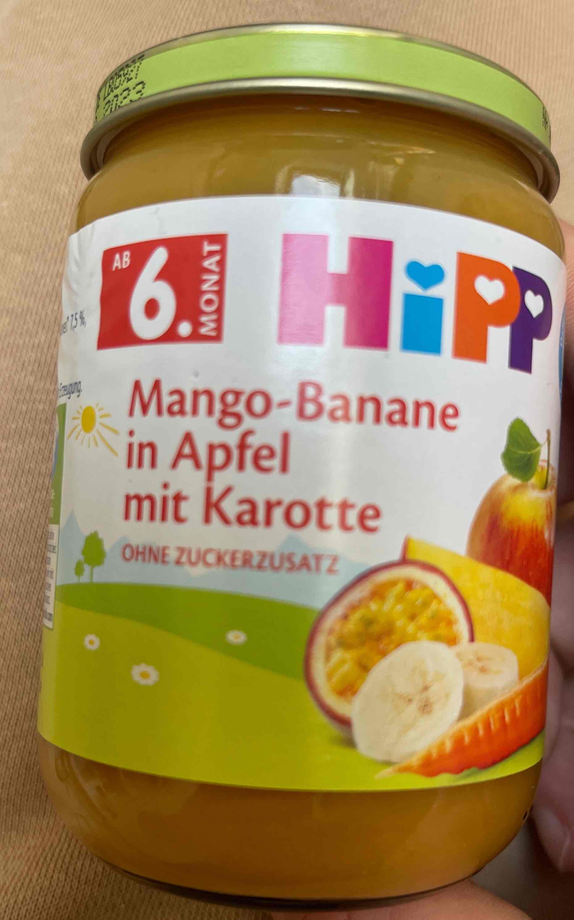 Mango-Banane in Apfel mit Karotte