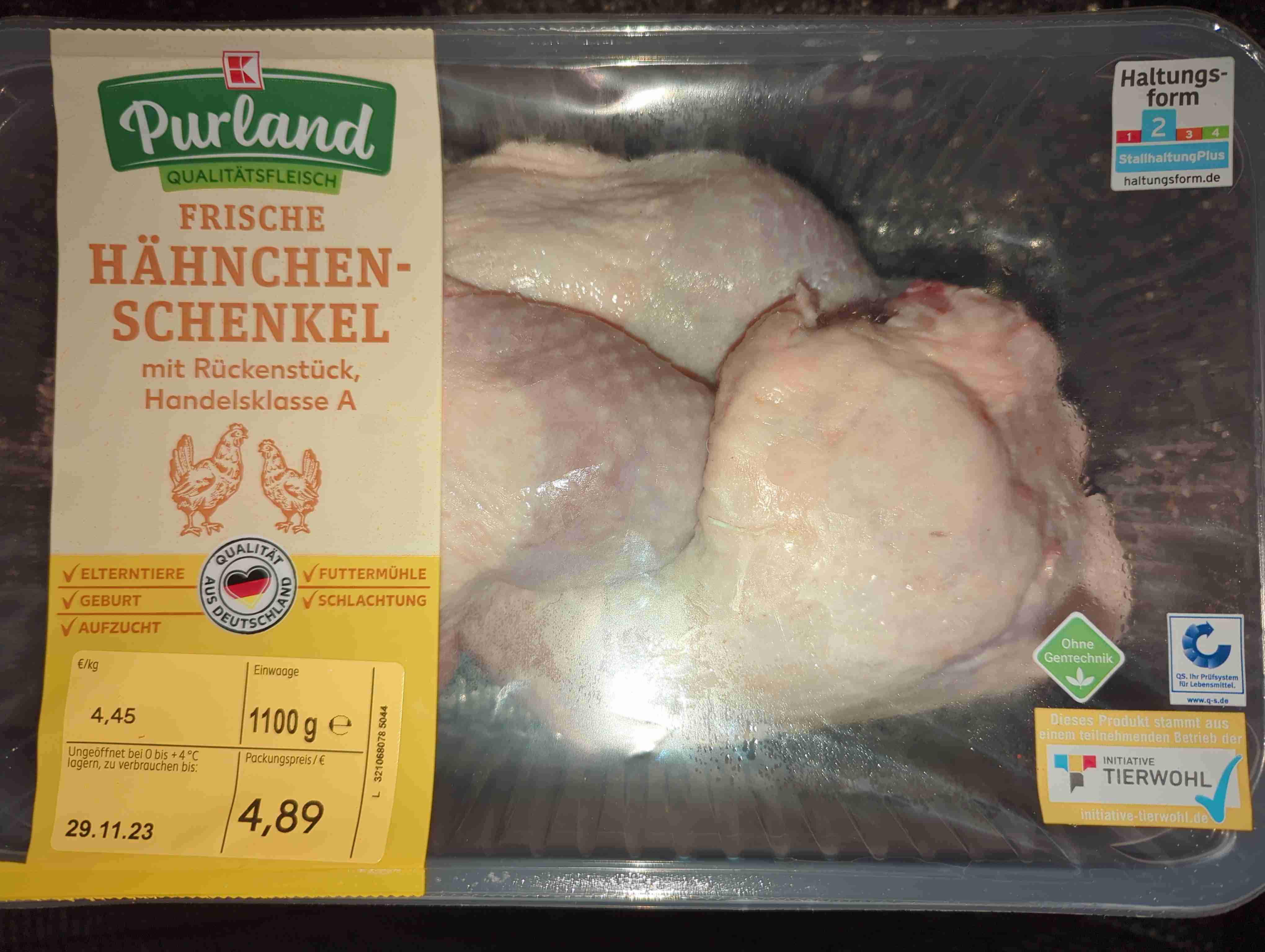 Hähnchenschenkel mit Rückenstück