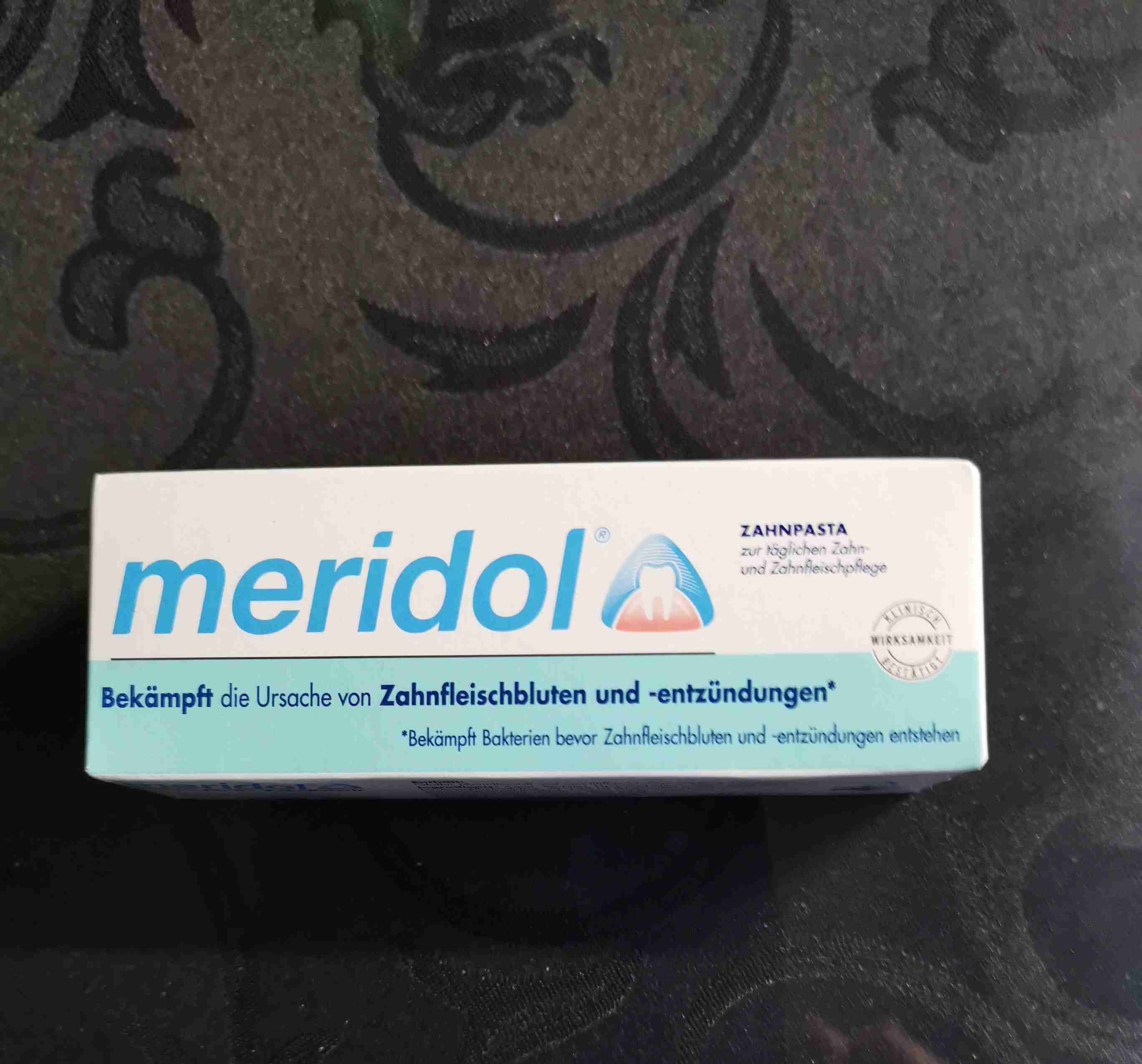 meridol Zahnpasta 