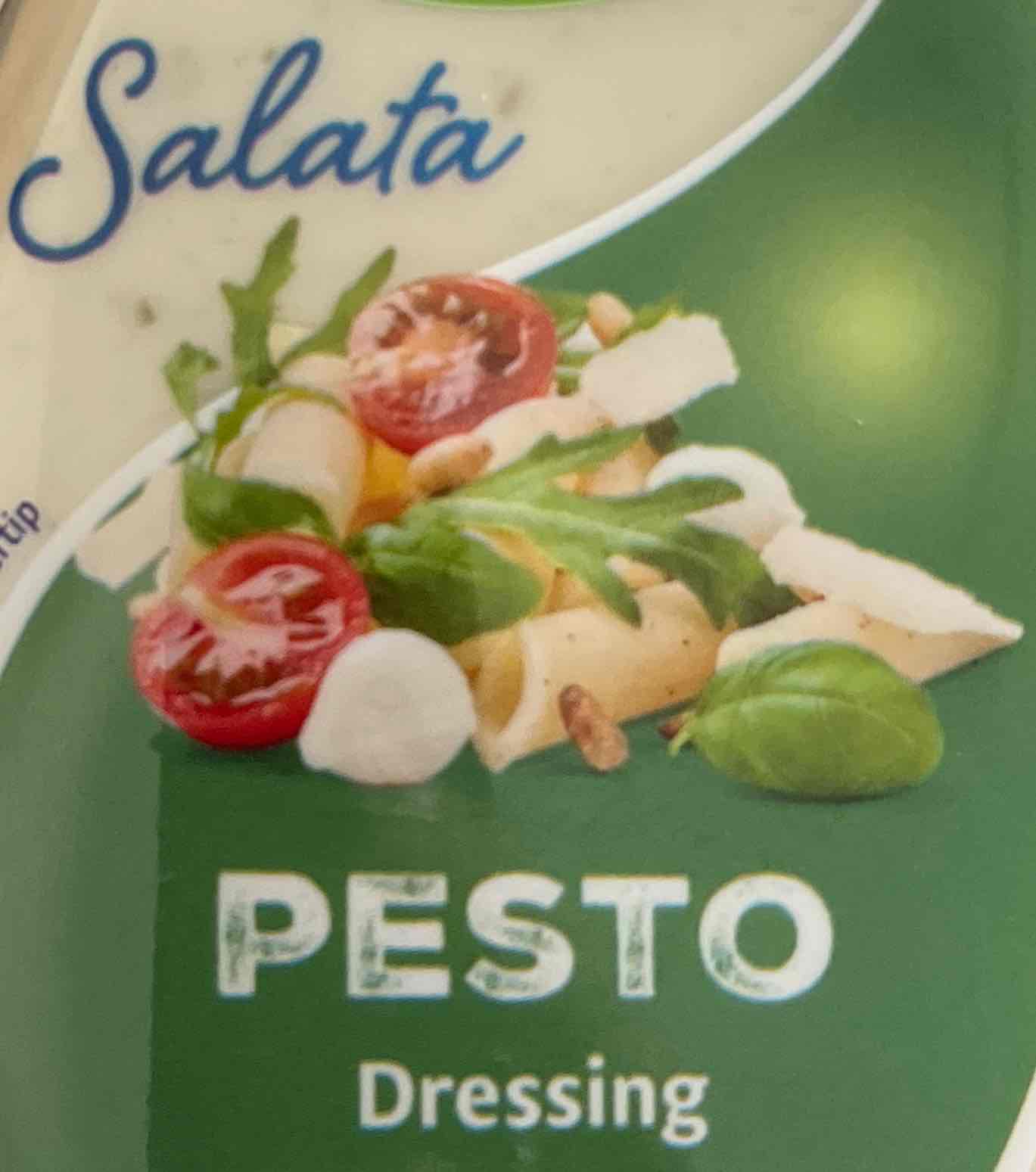 Salata pesto dressing