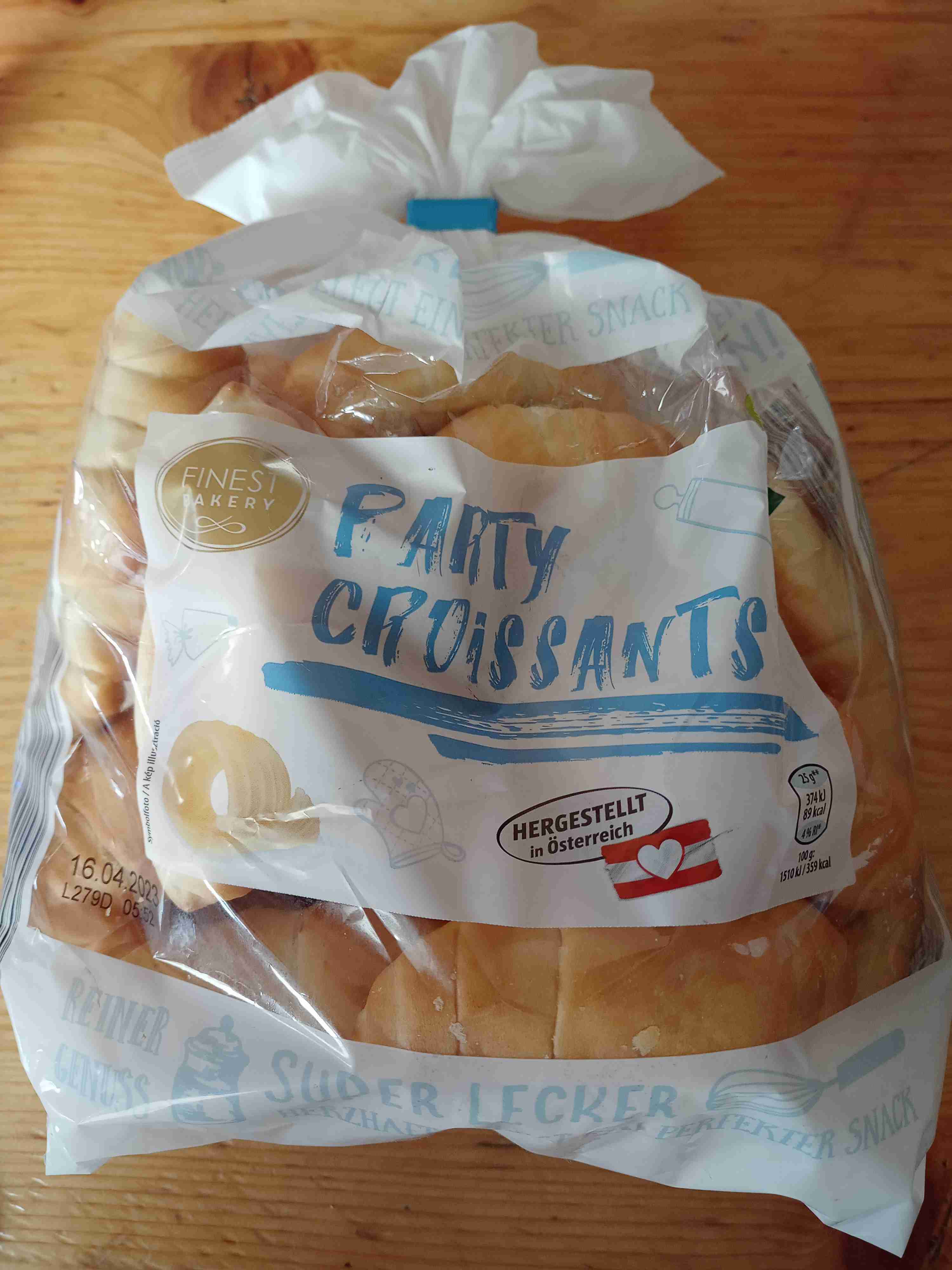 Party Croissants