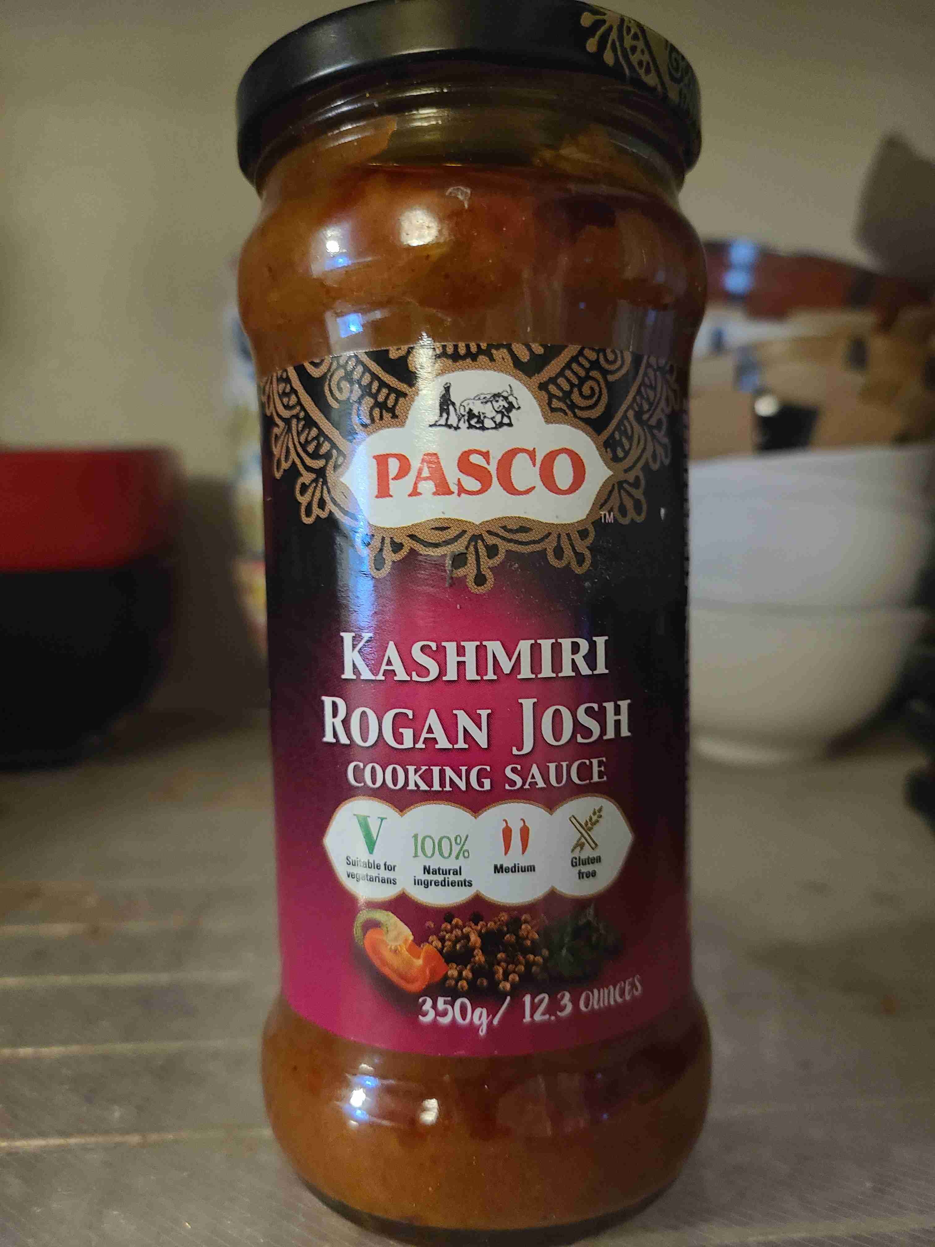 Kashmiri Rogan Josh cooking sauce