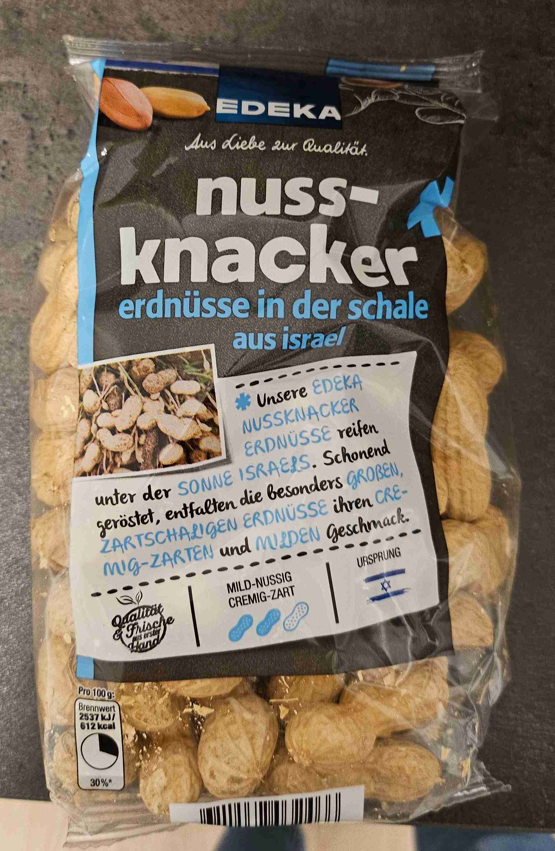Nussknacker: Erdnüsse in der Schale