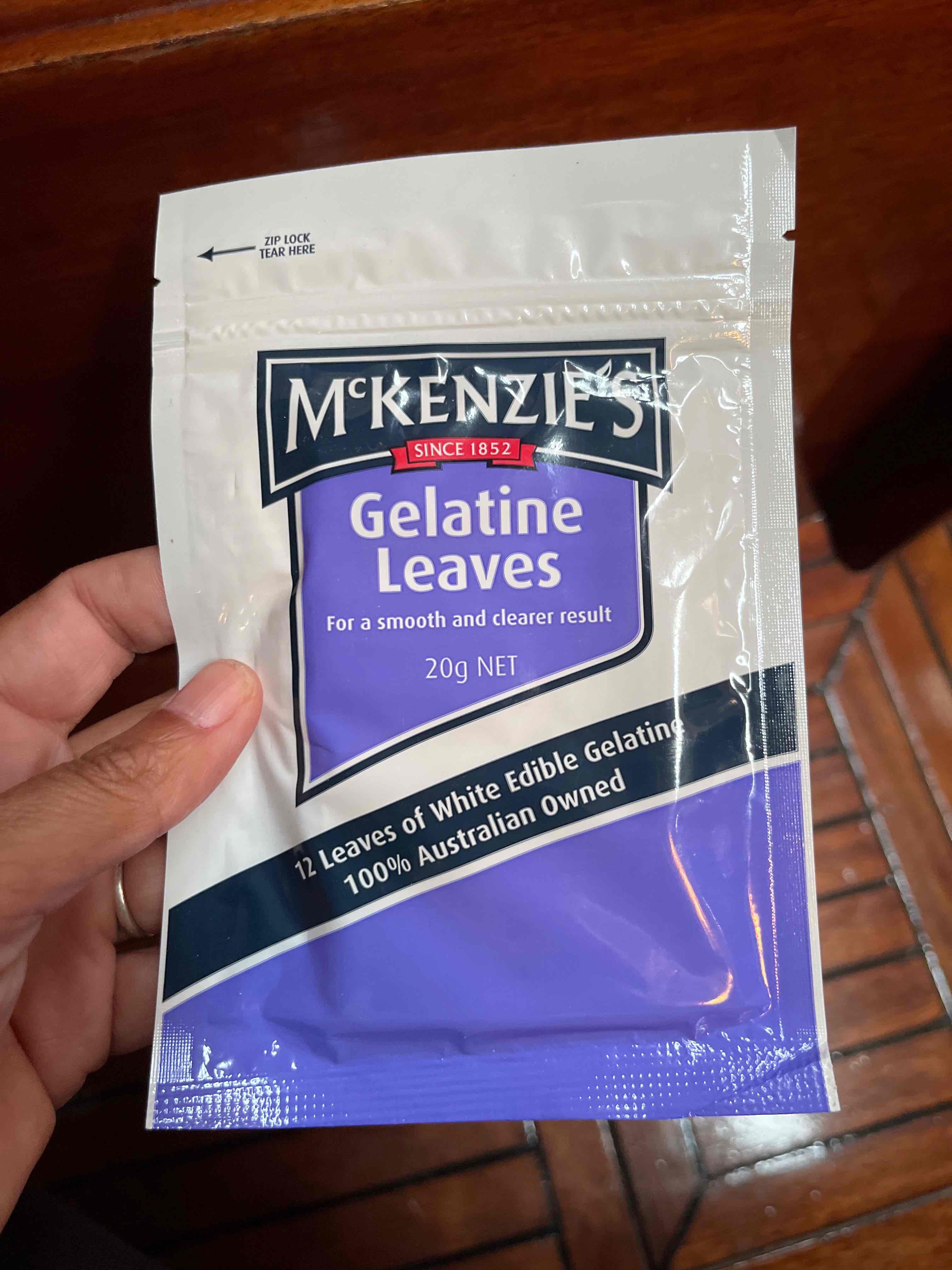 Gelatine leaves