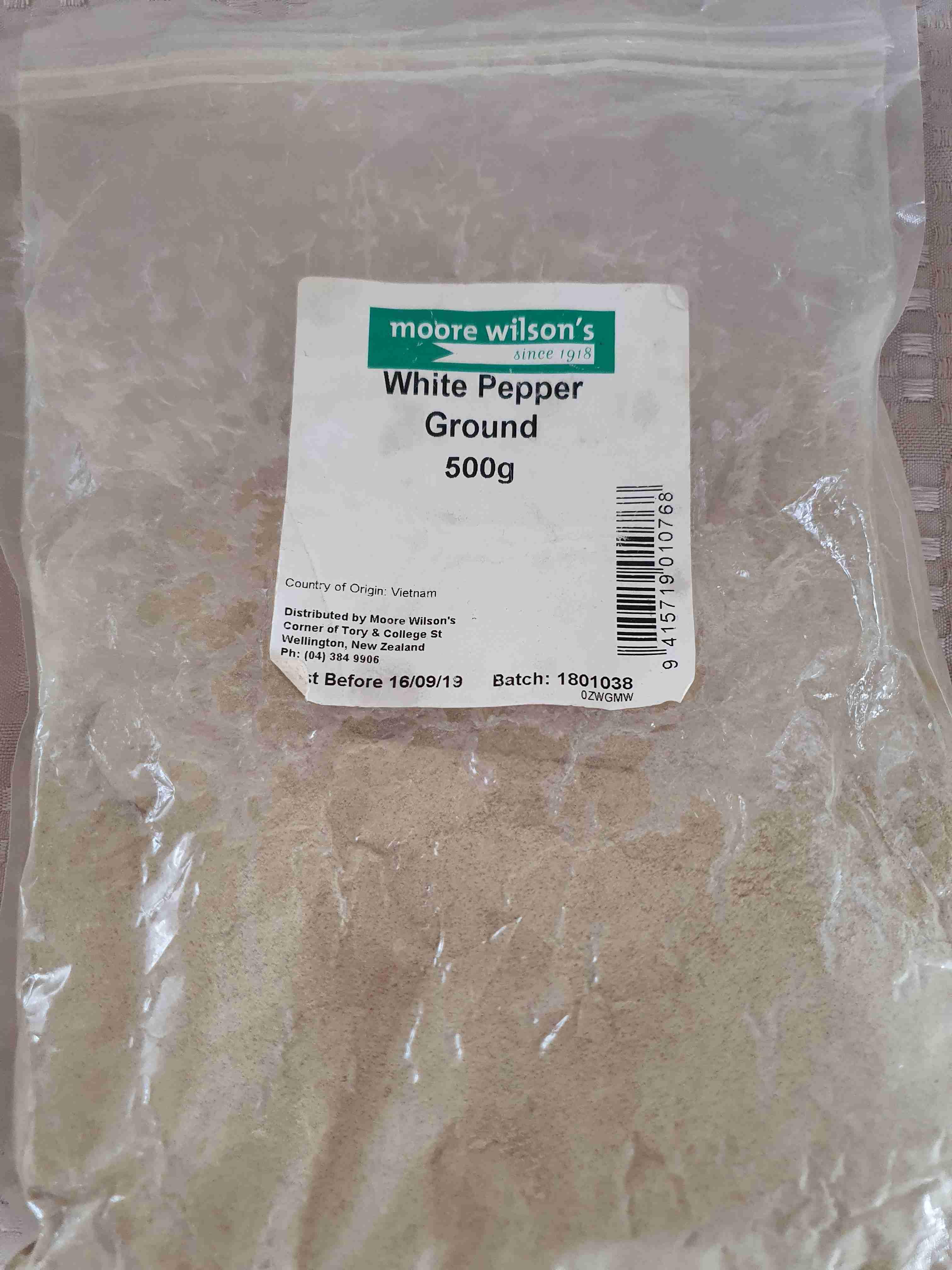 White pepper (ground)