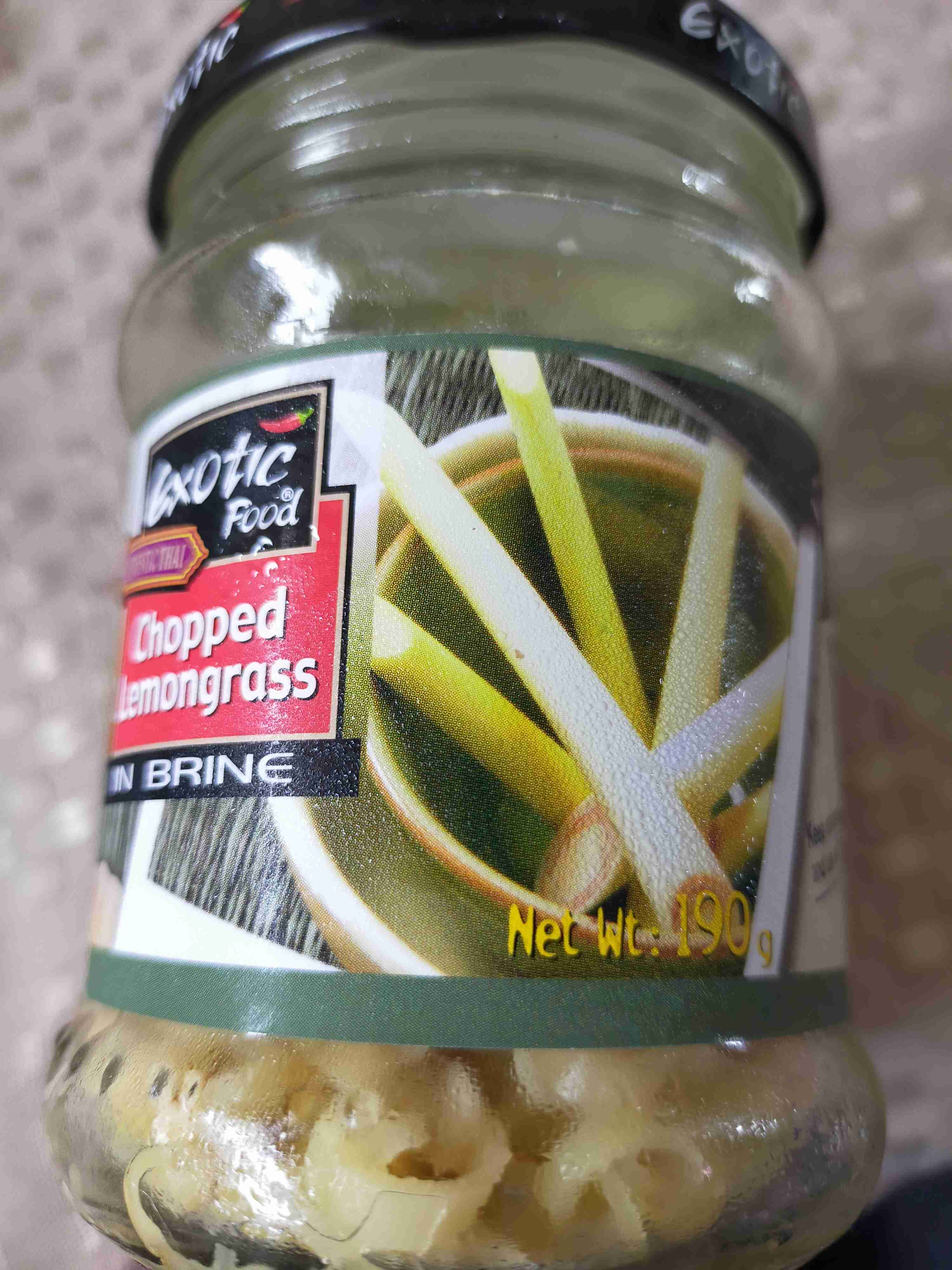 Chopped lemongrass in brine