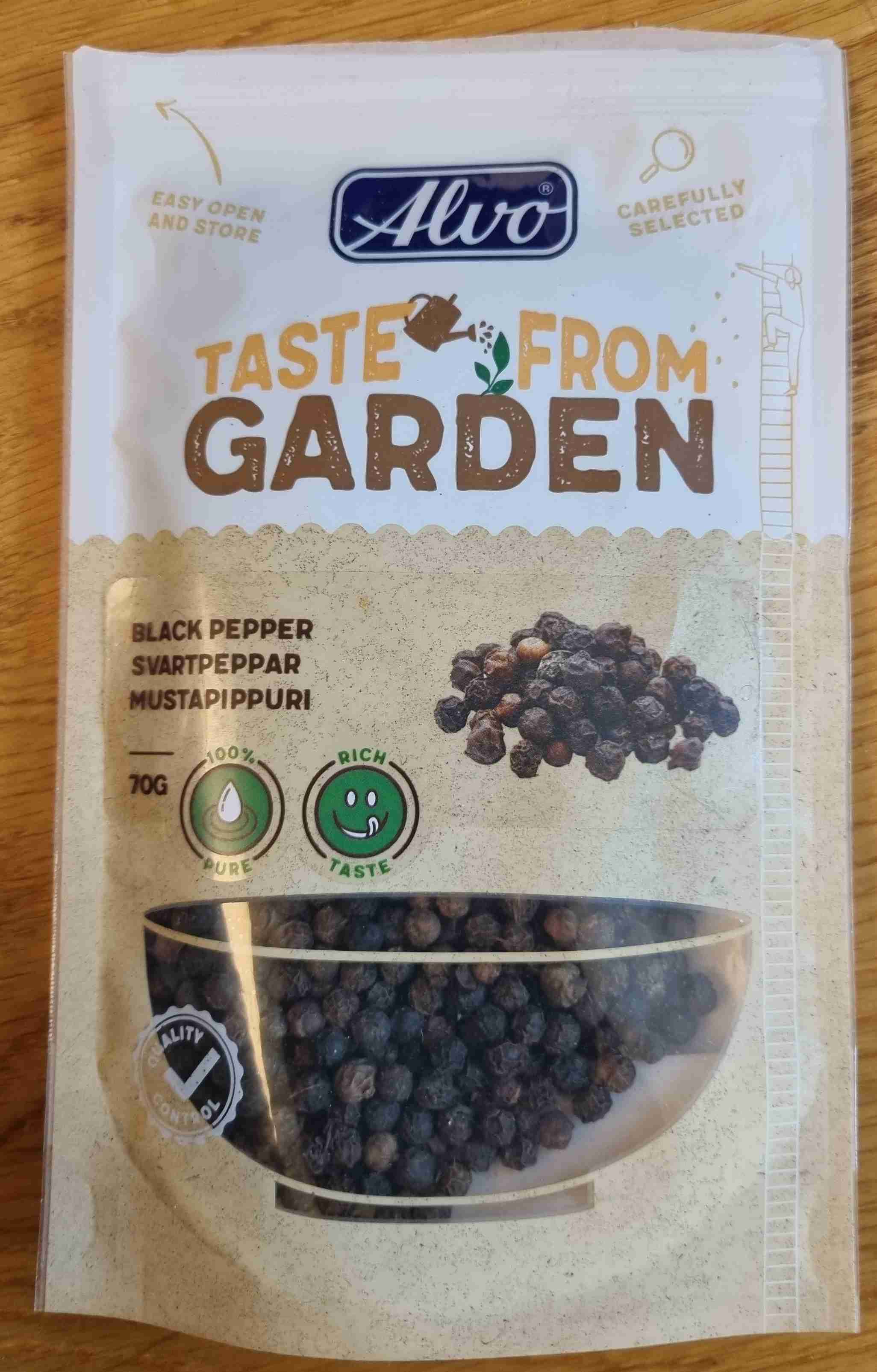 Svartpeppar hel