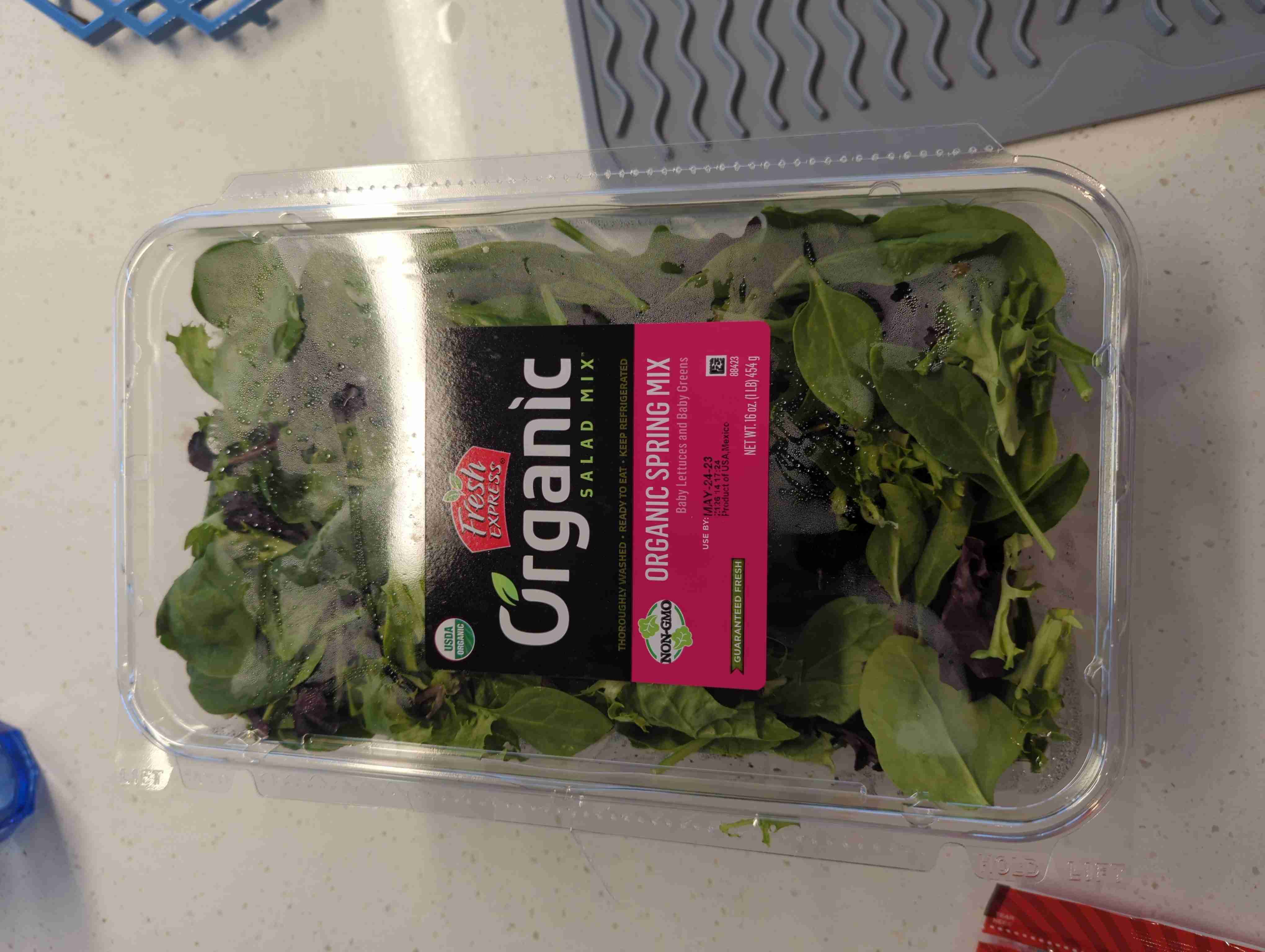 Organic Spring Mix: Baby Lettuces and Baby Greens 