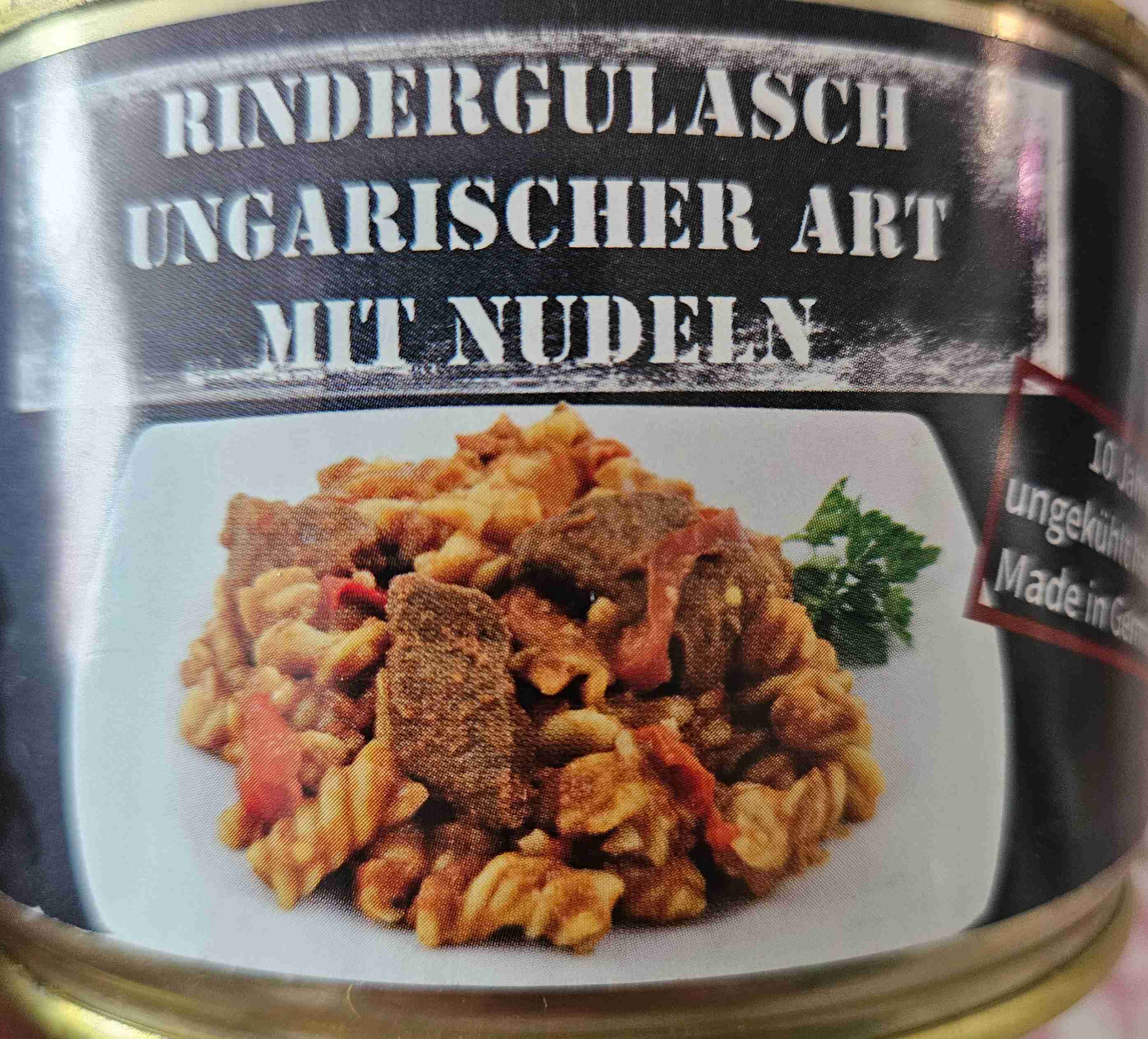 Rindergulasch m. Nudeln