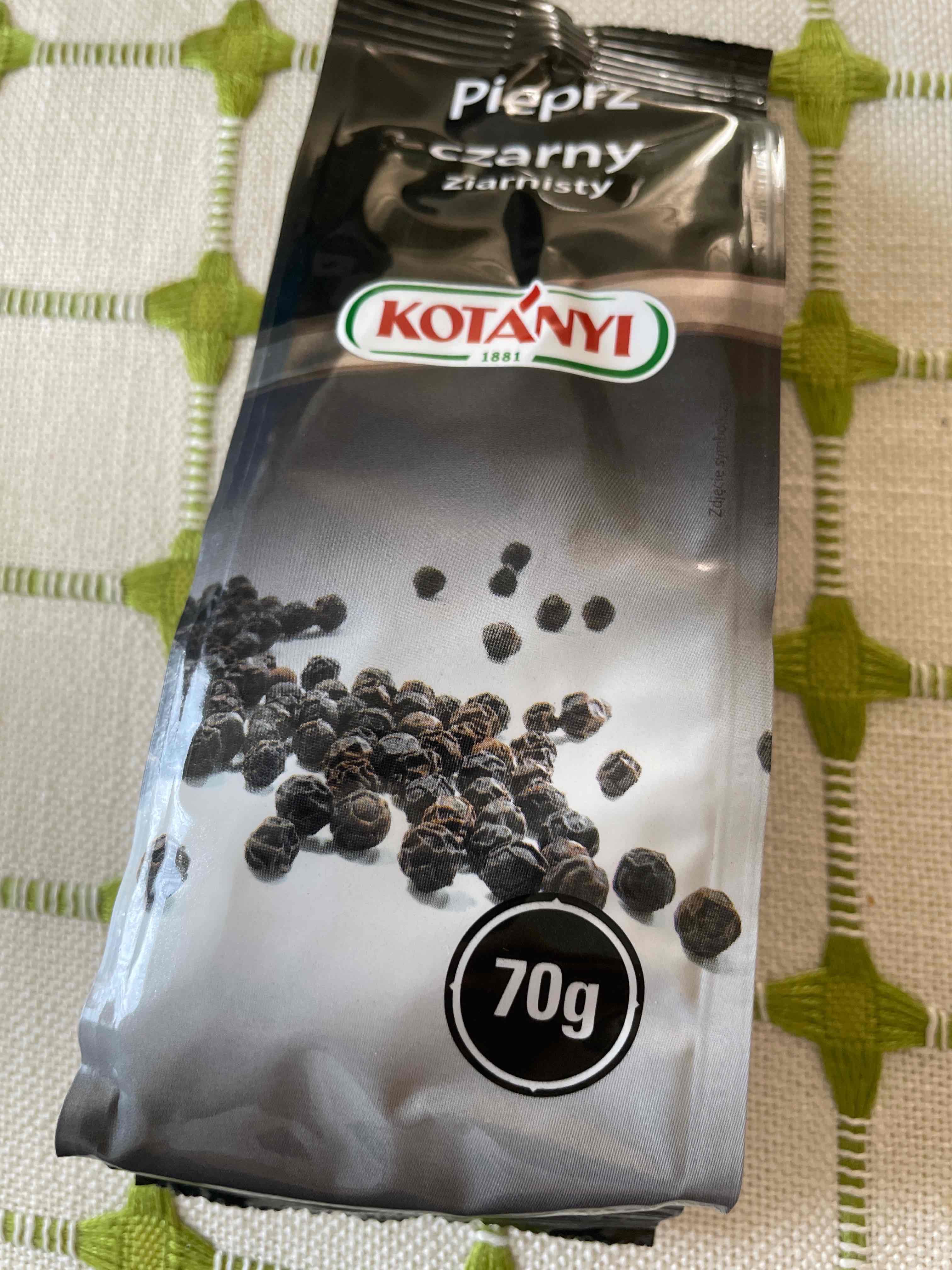 Pieprz czarny ziarnisty