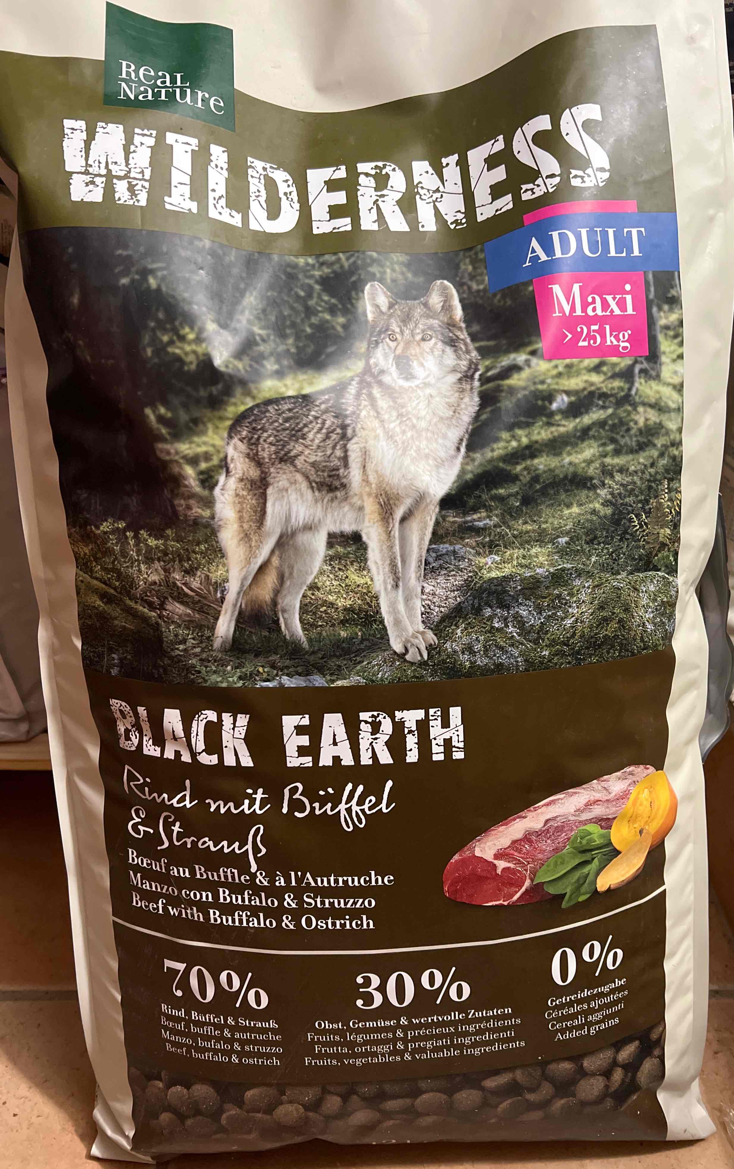 Black Earth Rind mit Büffel & Strauß Maxi Adult