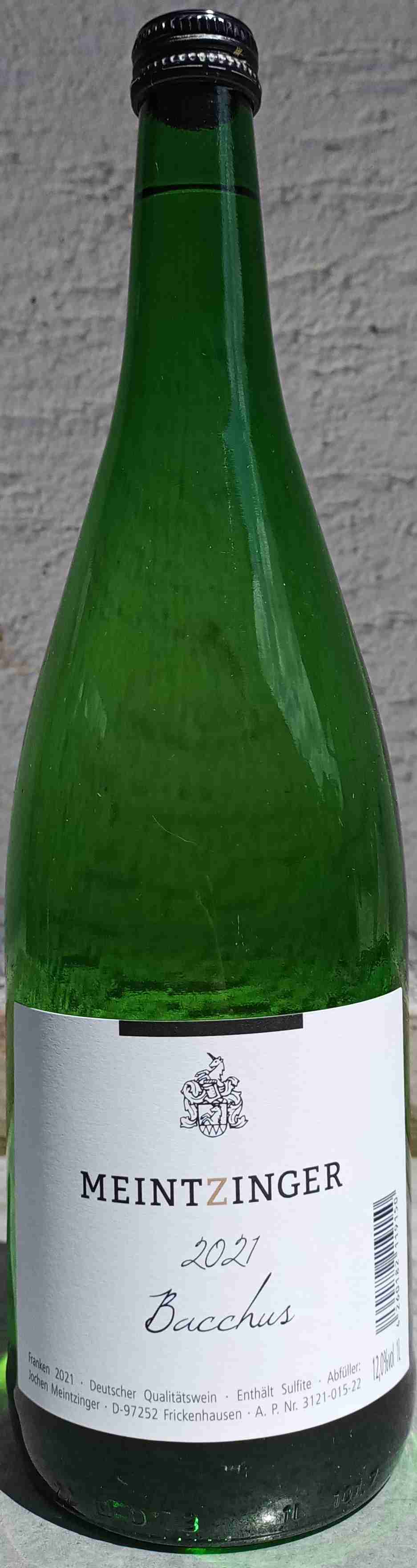Bacchus, Weißwein halbtrocken