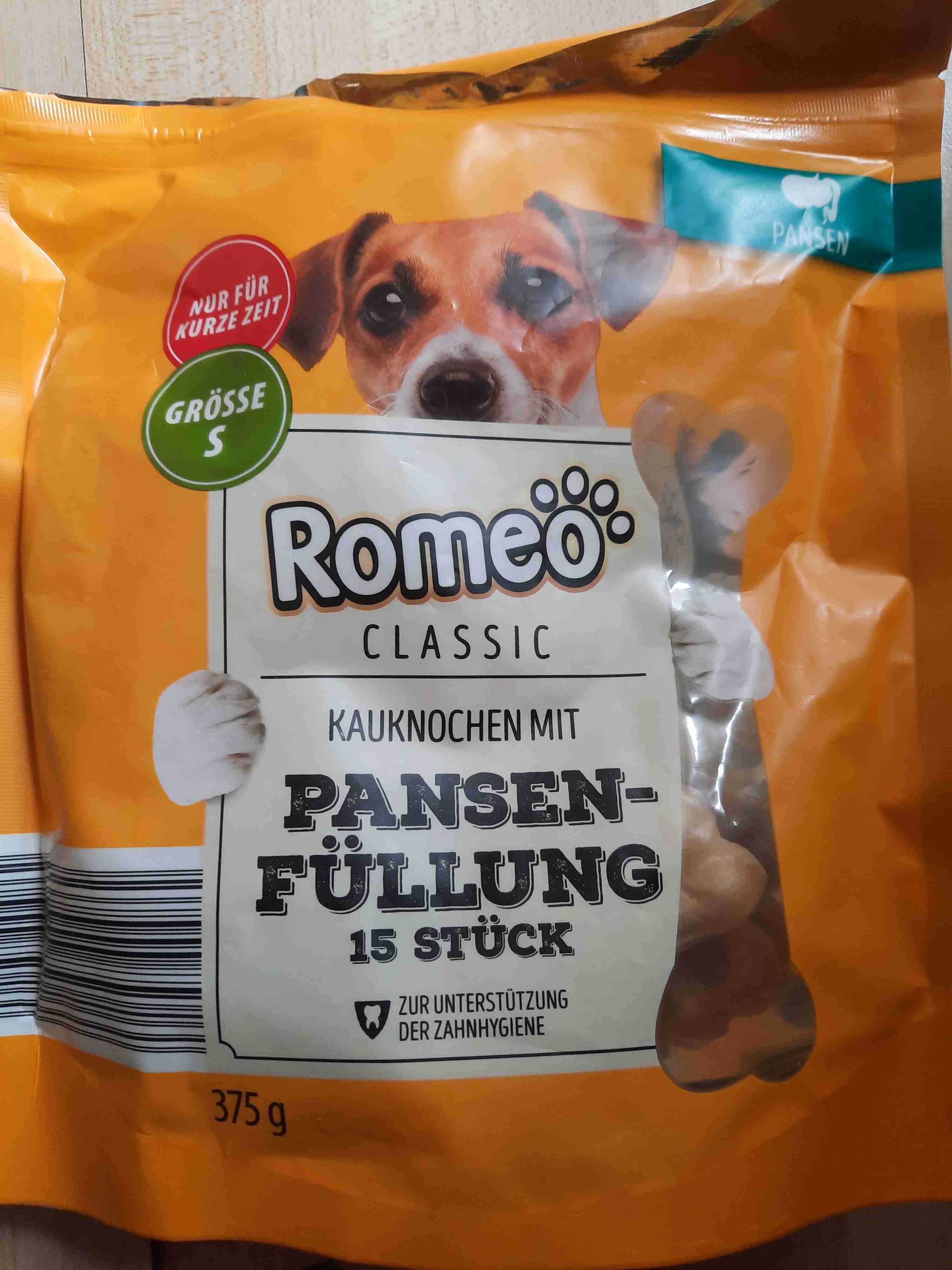 Kauknochen mit Pansenfüllung