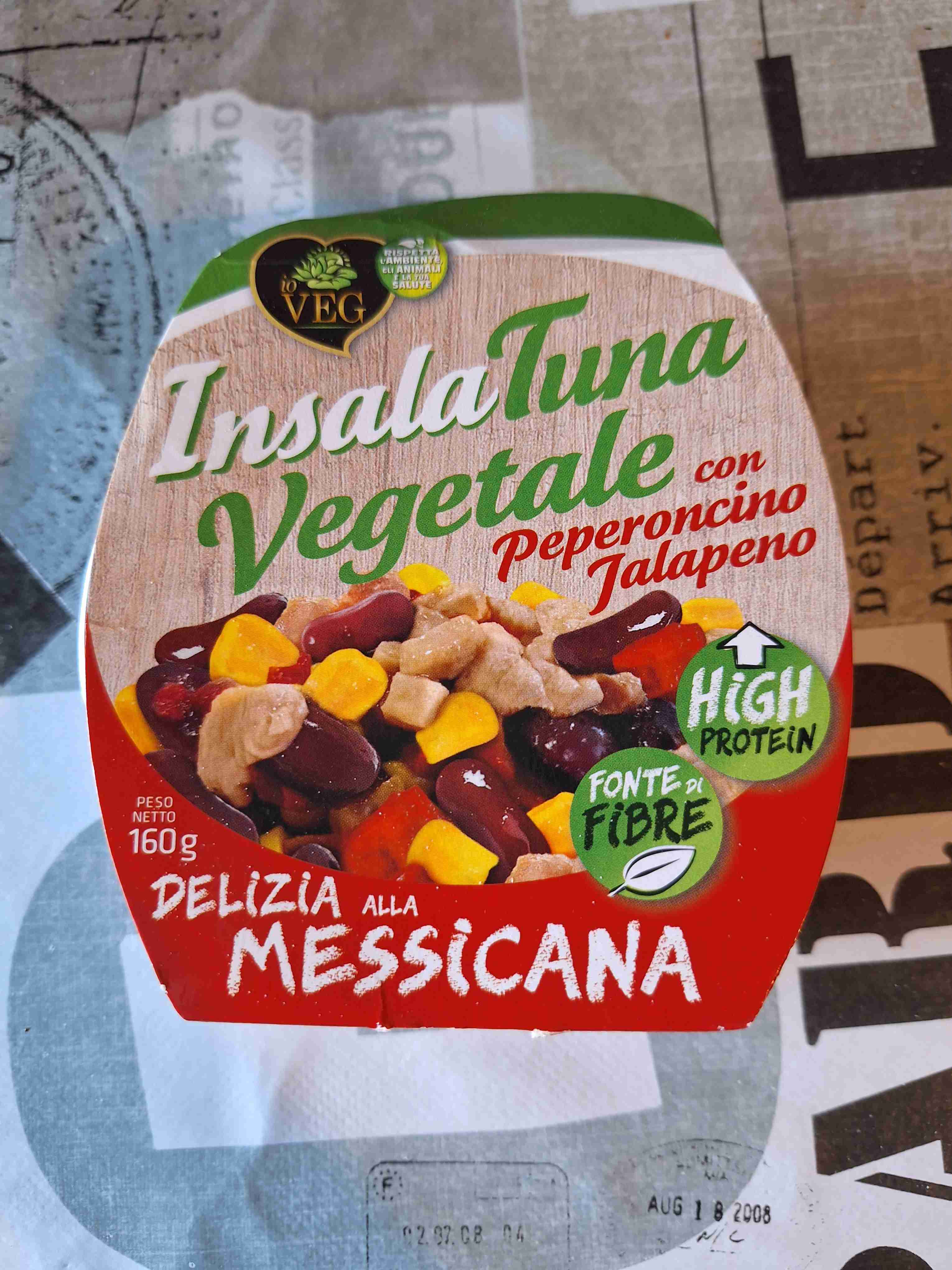 InsalaTuna vegetale con peperoncino jalapeño