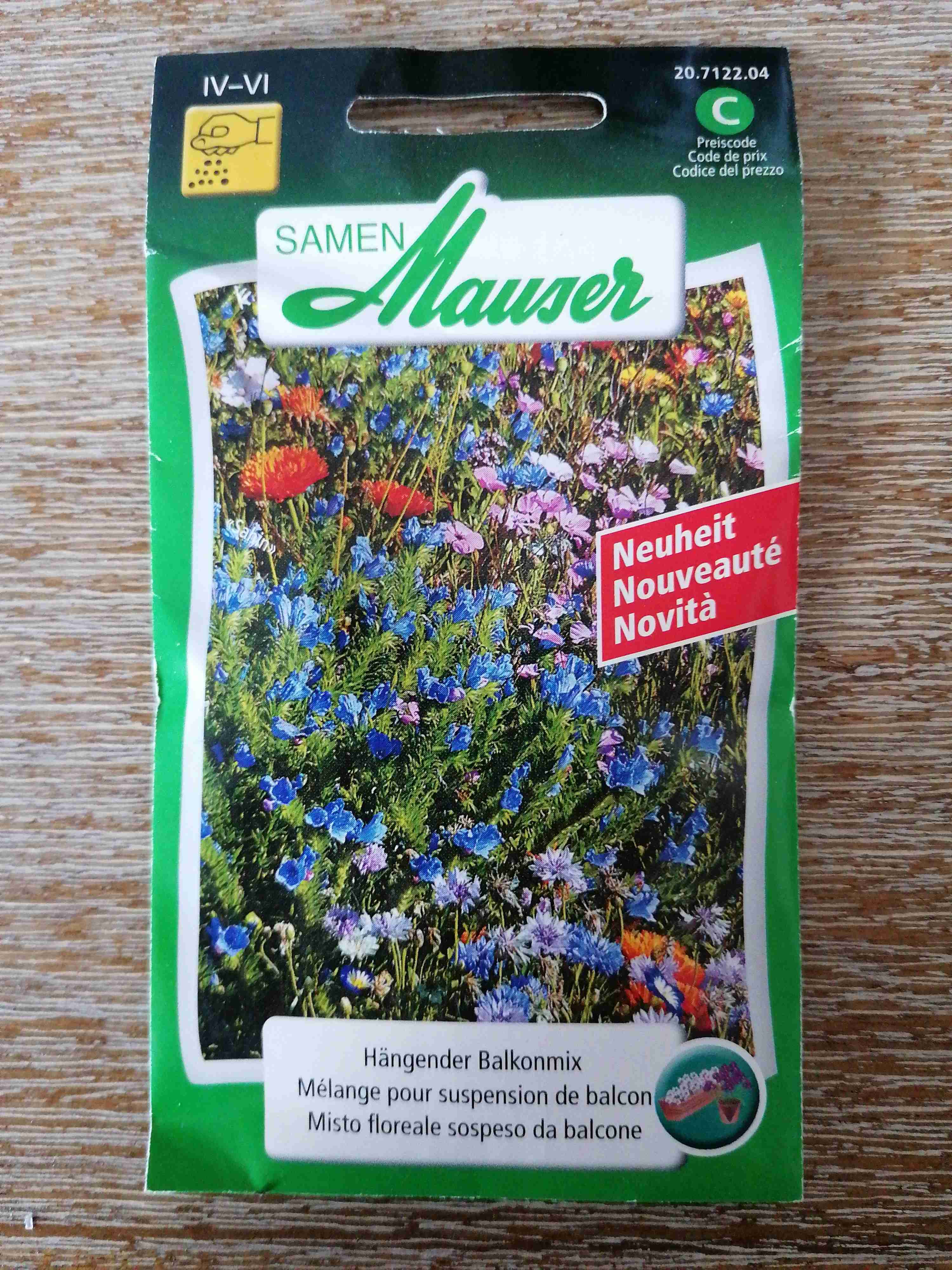 Hängender Balkonmix