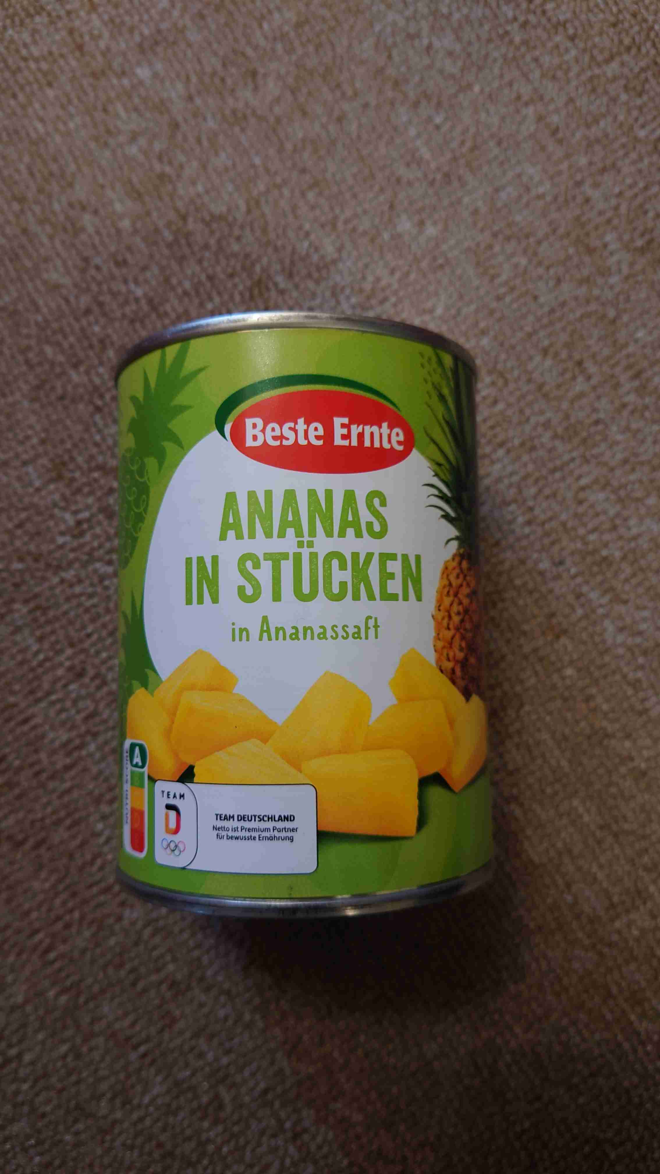 Ananas in Stücken 