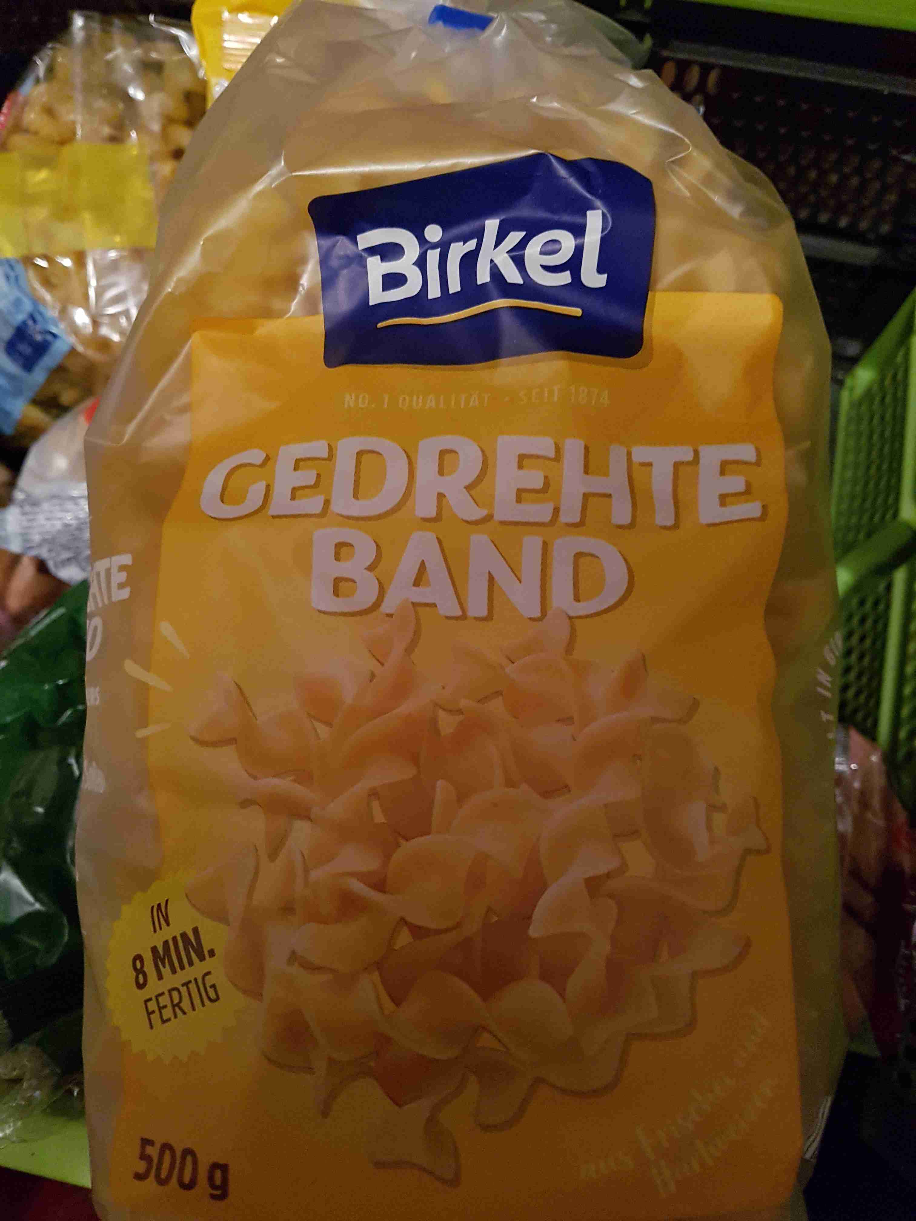 Gedrehte Bandnudeln