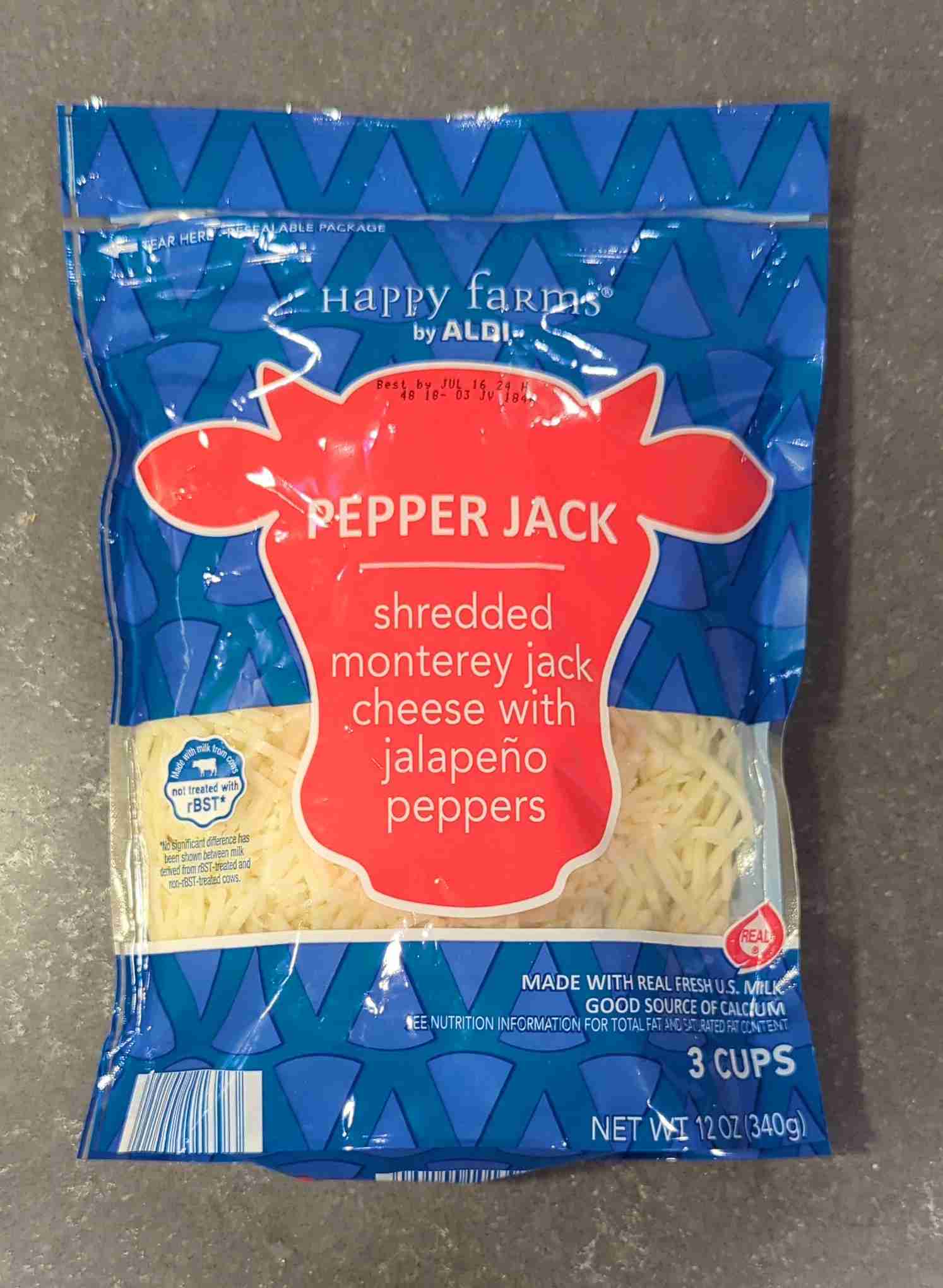 Happy Farms Shredded Monterey Jack Cheese with Jalapeño Peppers