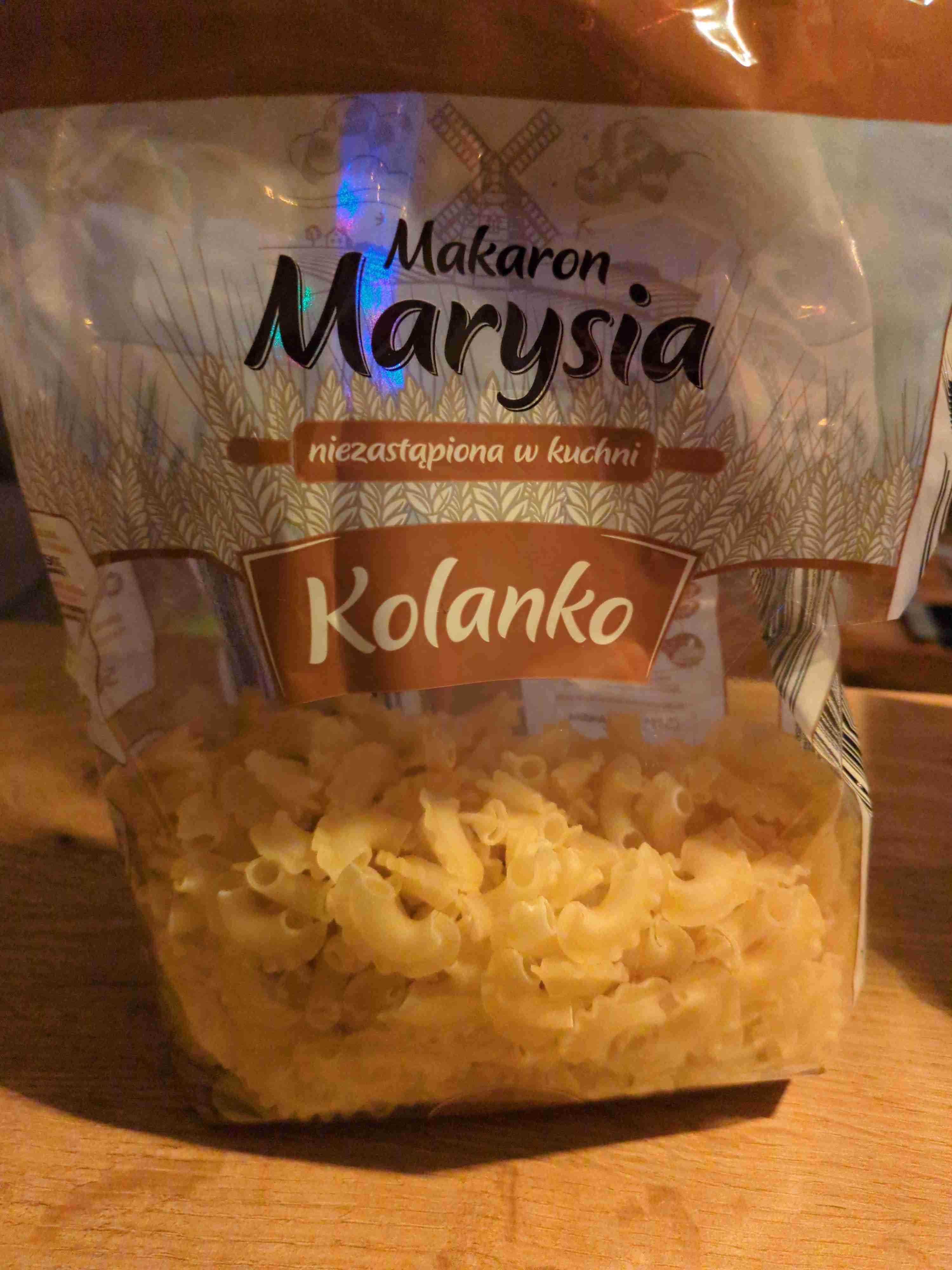 Makaron kolanka