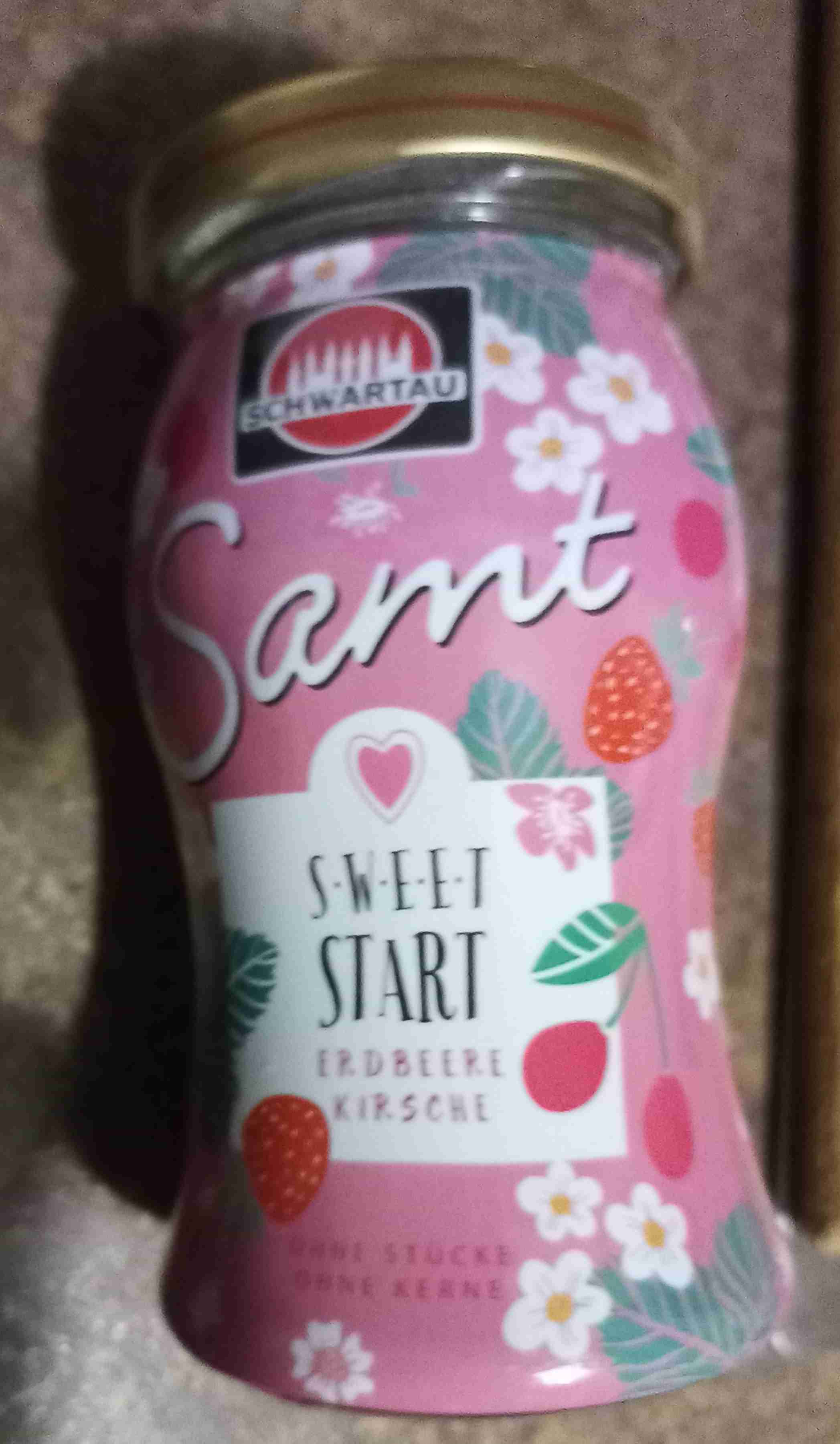 Samt Erdbeere und kirsche