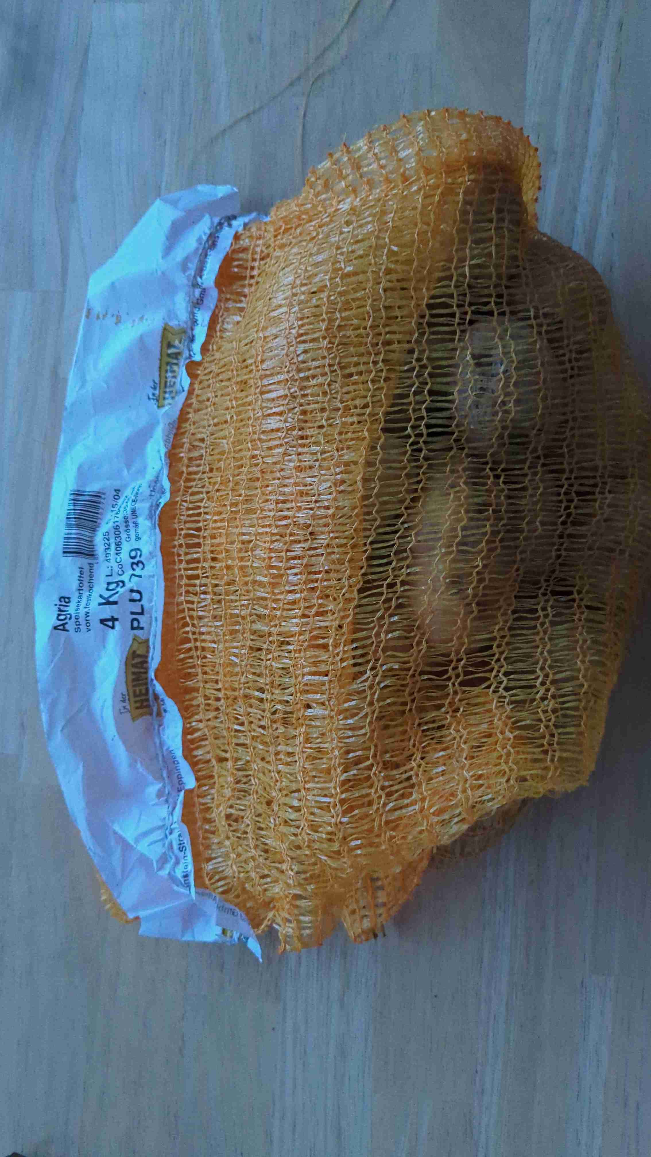 Speisekartoffeln festkochend