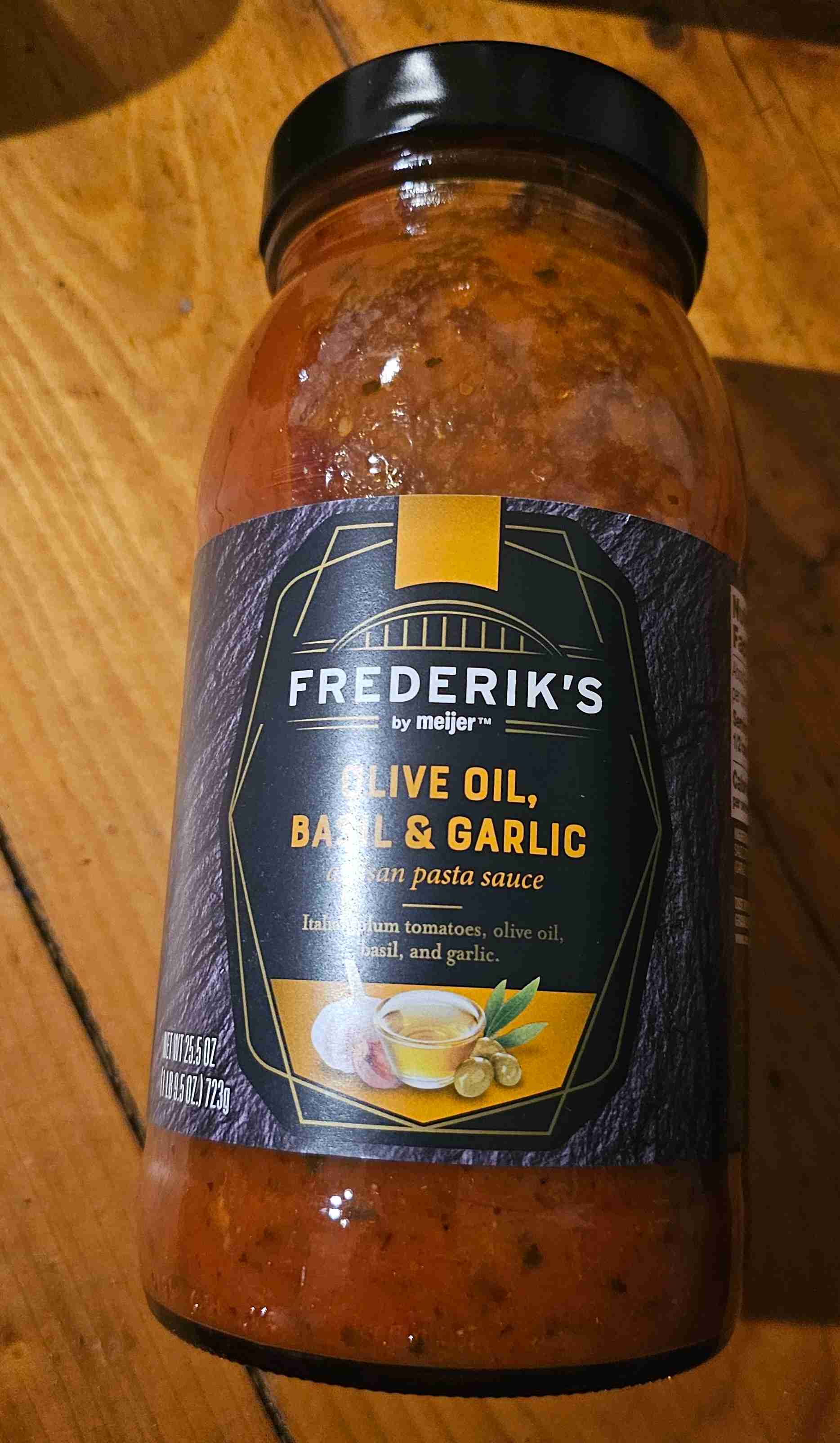 Olive oil, basil & garlic artisan pasta sauce 