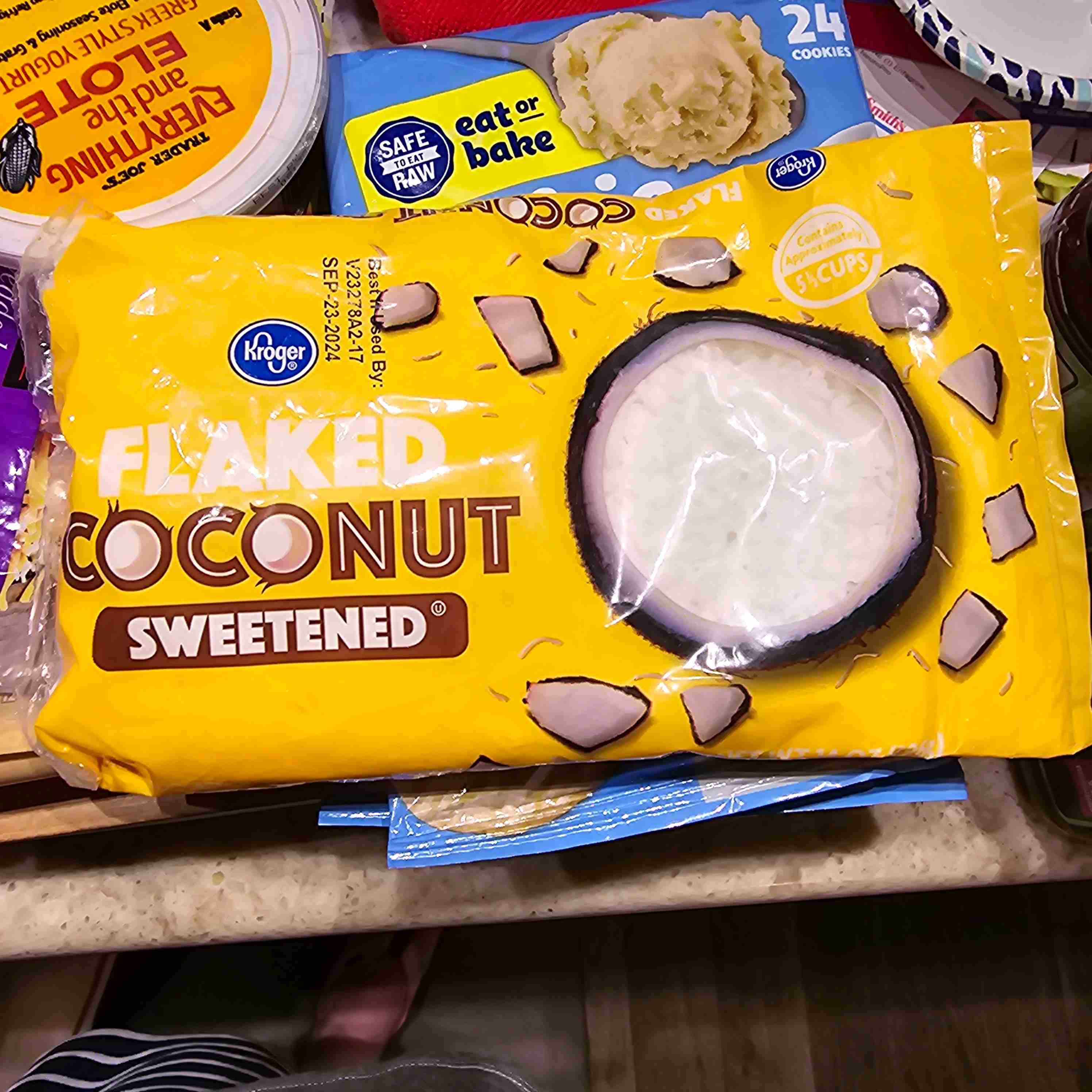 Flaked sweetend coconut 