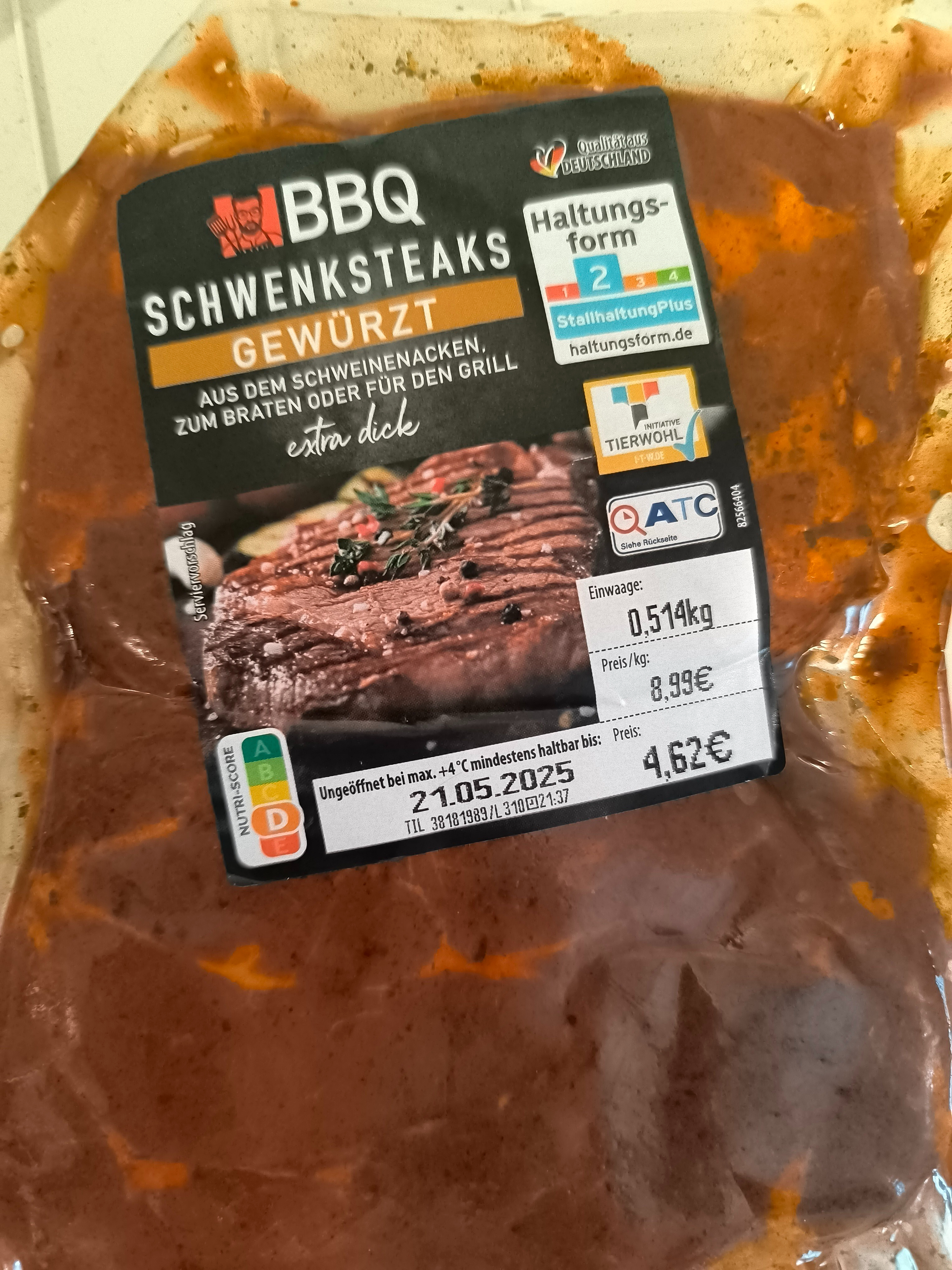 Schweinesteaks gewürzt 