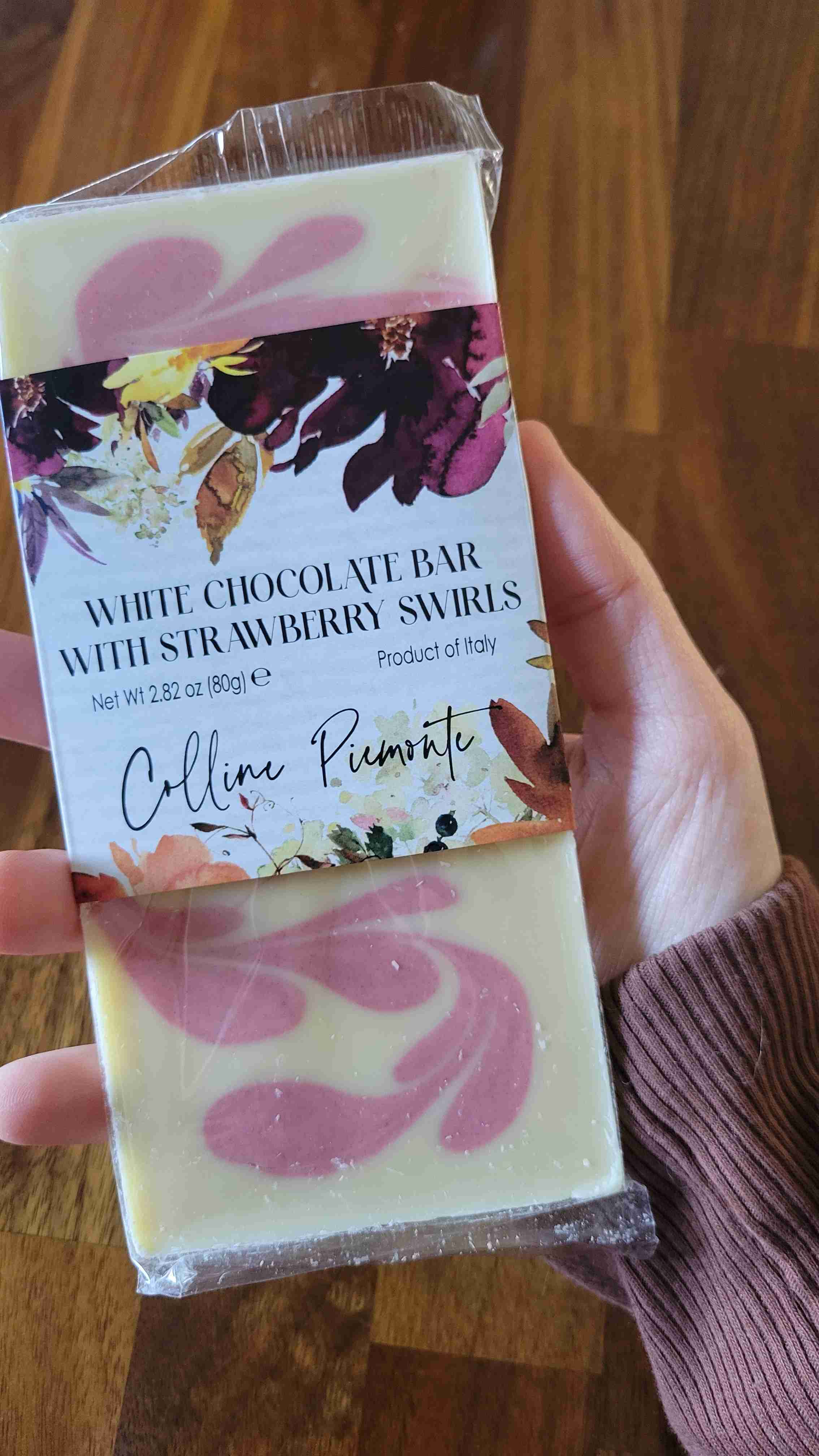 White Chocolate Bar with Strawberry Swirls