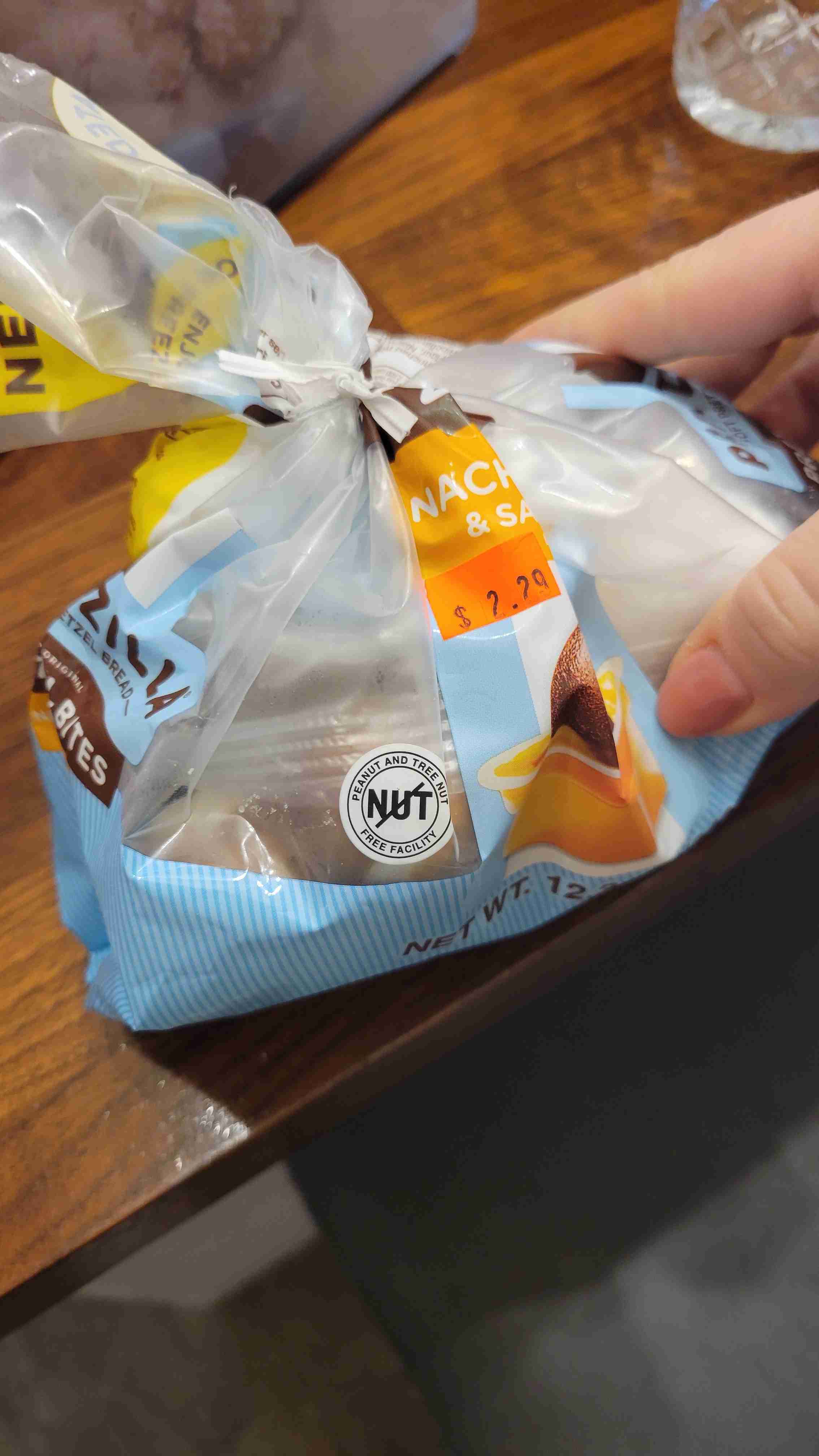 Pretzel bites