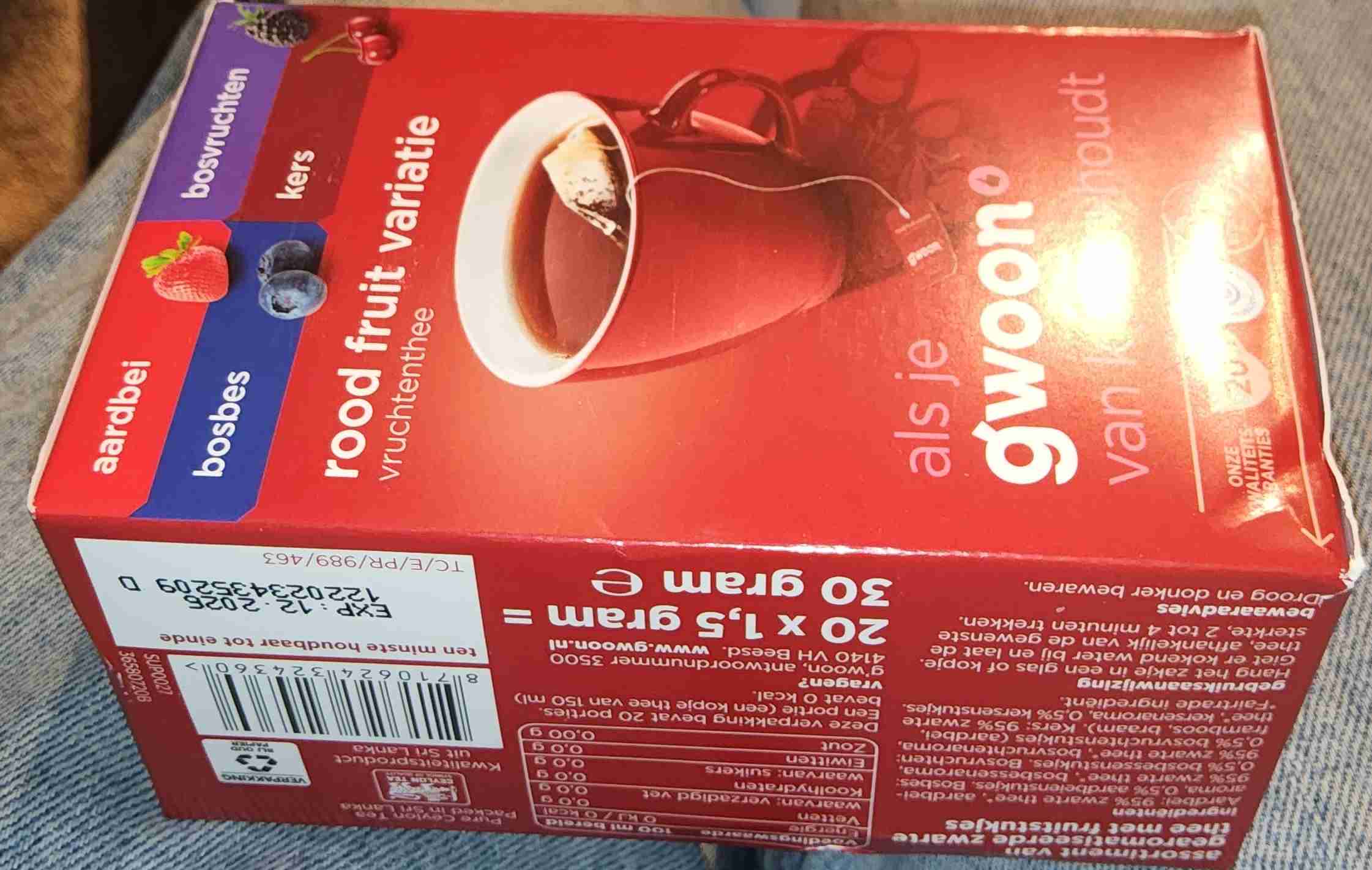 Rood fruit thee