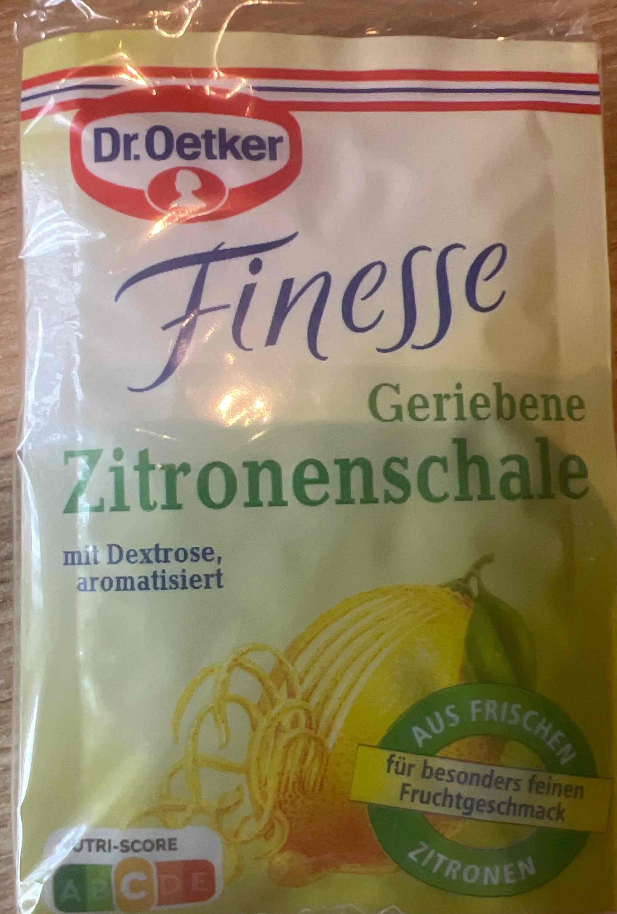 Zitronenschale gerieben